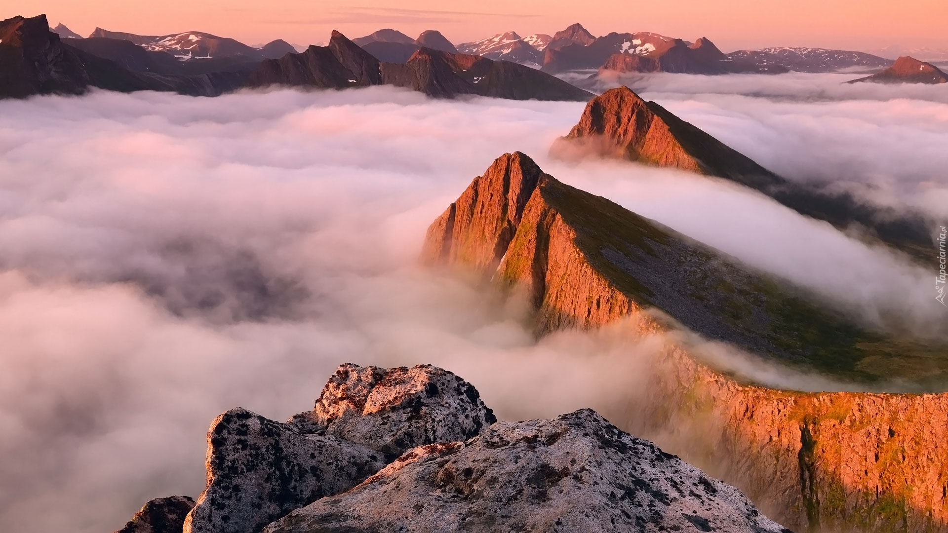 Góry, Szczyty, Mgła, Wyspa Senja, Norwegia