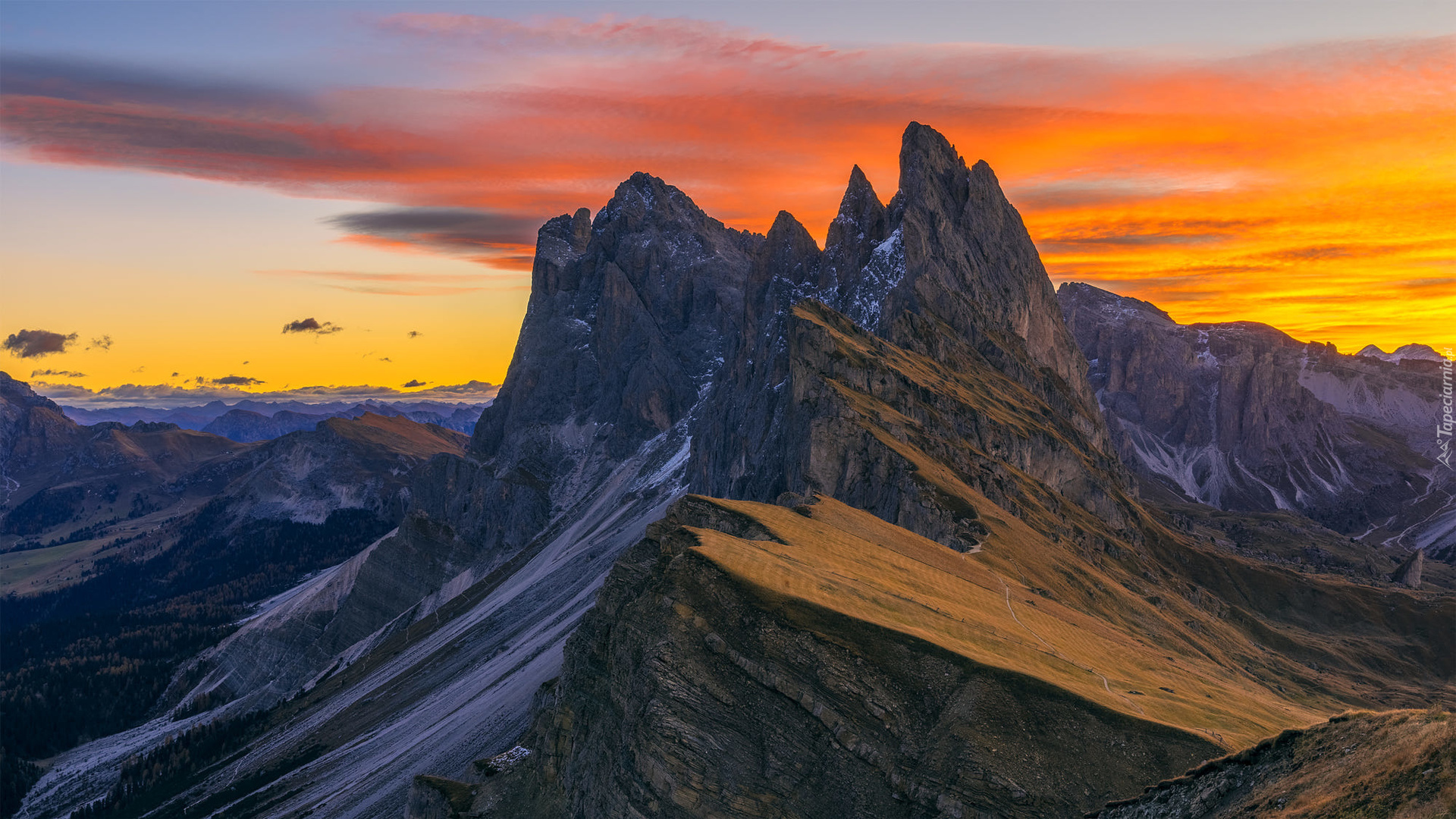 Włochy, Park krajobrazowy Puez Odle, Dolomity, Góry, Masyw Odle, Zachód słońca