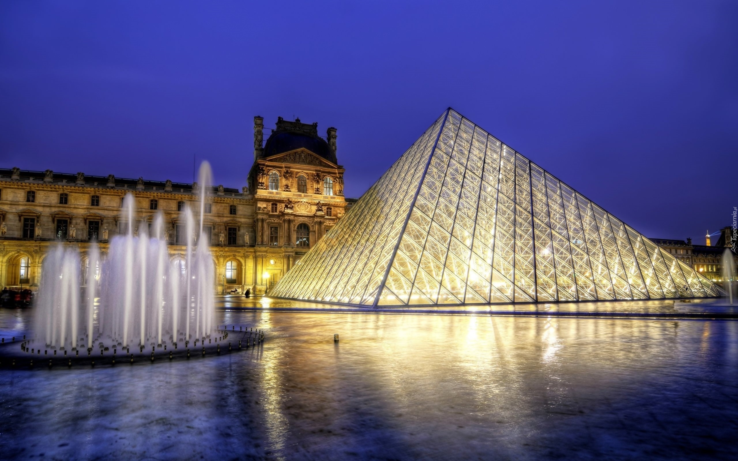 Francja, Paryż, Muzeum Sztuki, Luwr, Fontanna, Piramida