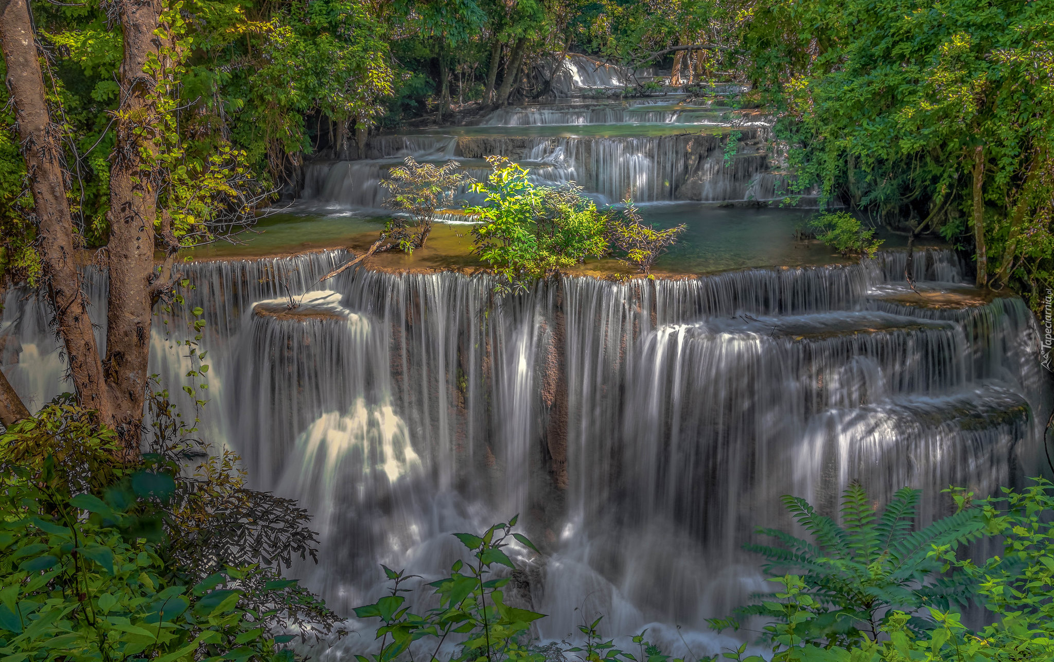 Wodospad Erawan, Kaskada, Park Narodowy Erawan, Drzewa, Prowincja Kanchanaburi, Tajlandia