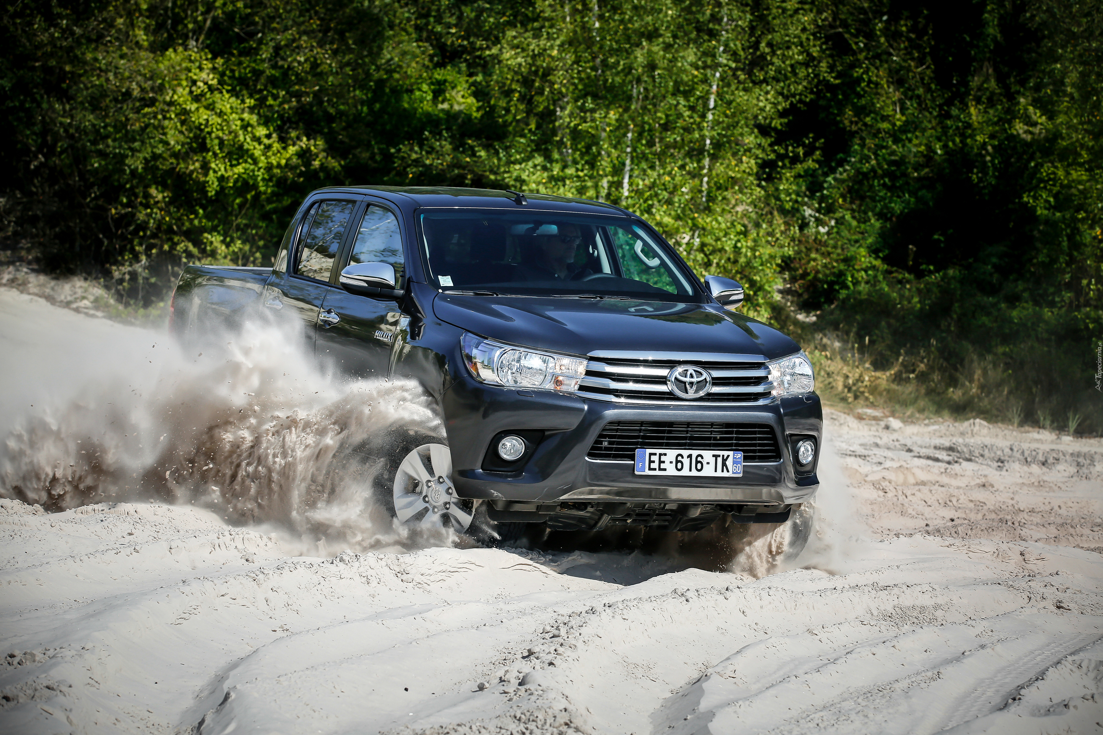 Toyota Hilux Double Cab 4x4, 2016