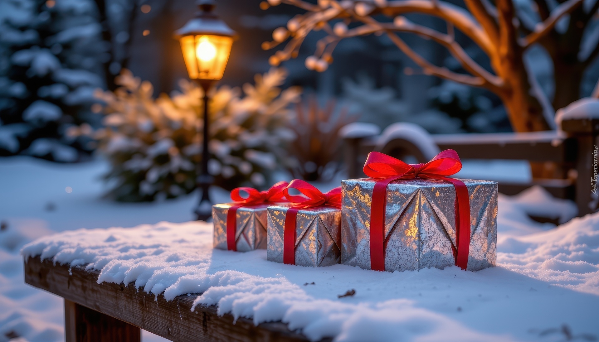 Srebrne, Prezenty, Ławka, Śnieg, Latarnia, Grafika AI