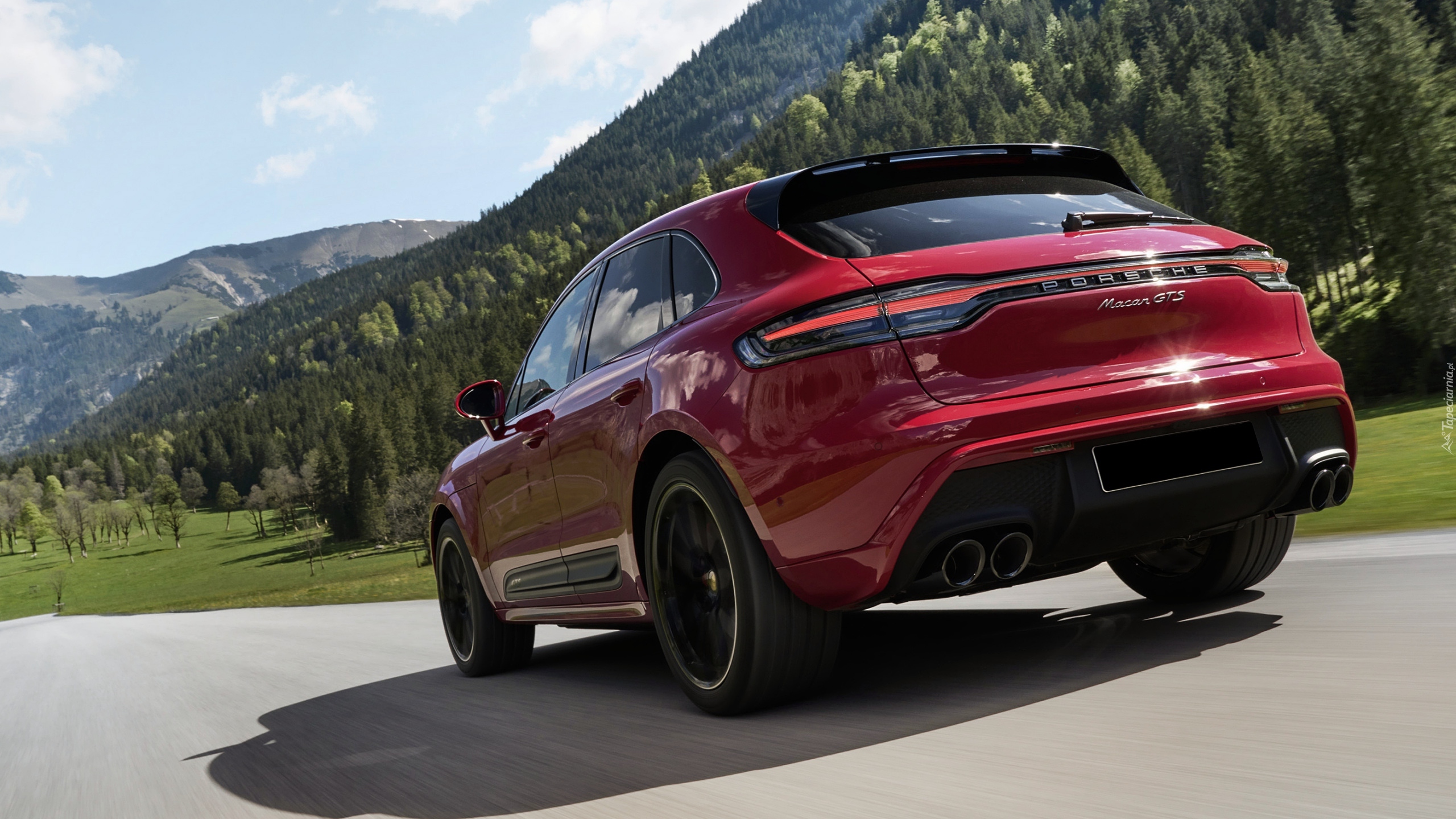 Porsche Macan GTS, Czerwone, Tył