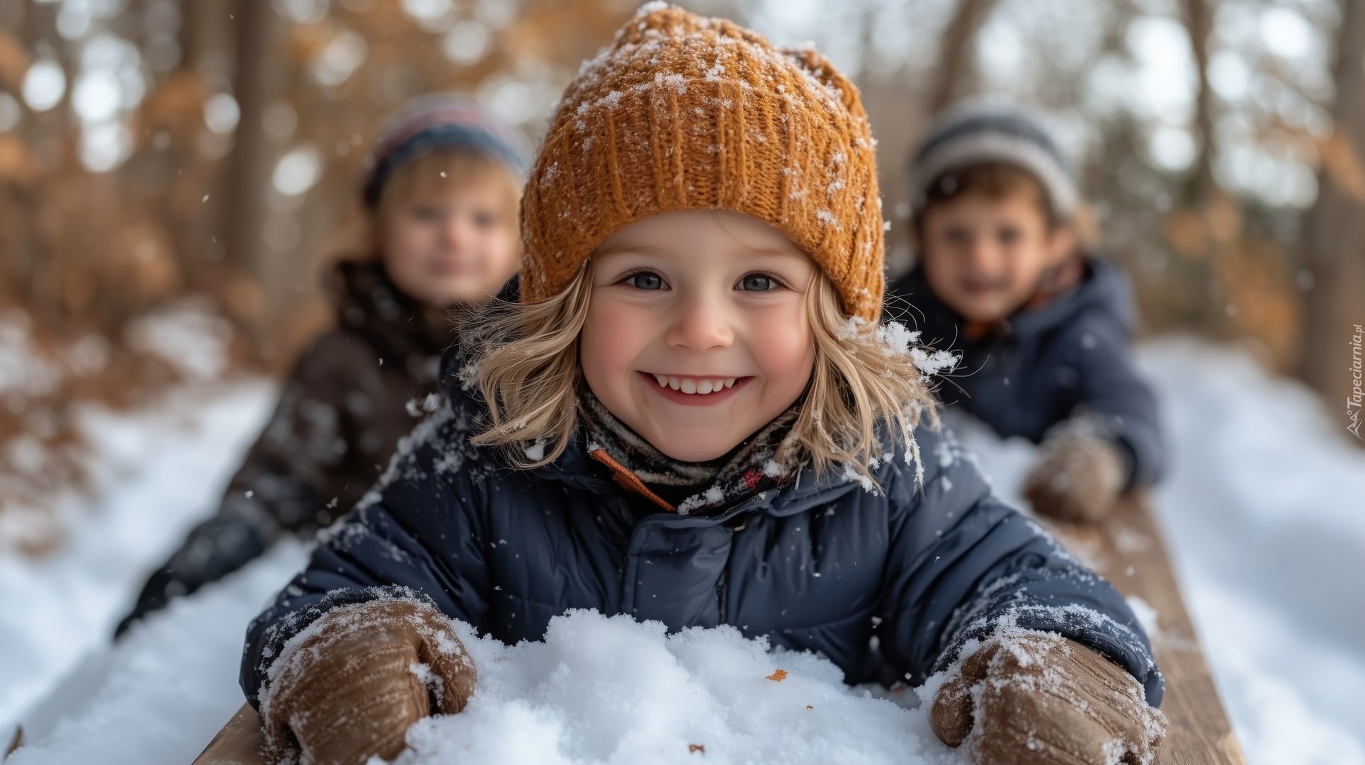 Dzieci, Uśmiechnięta, Dziewczynka, Śnieg