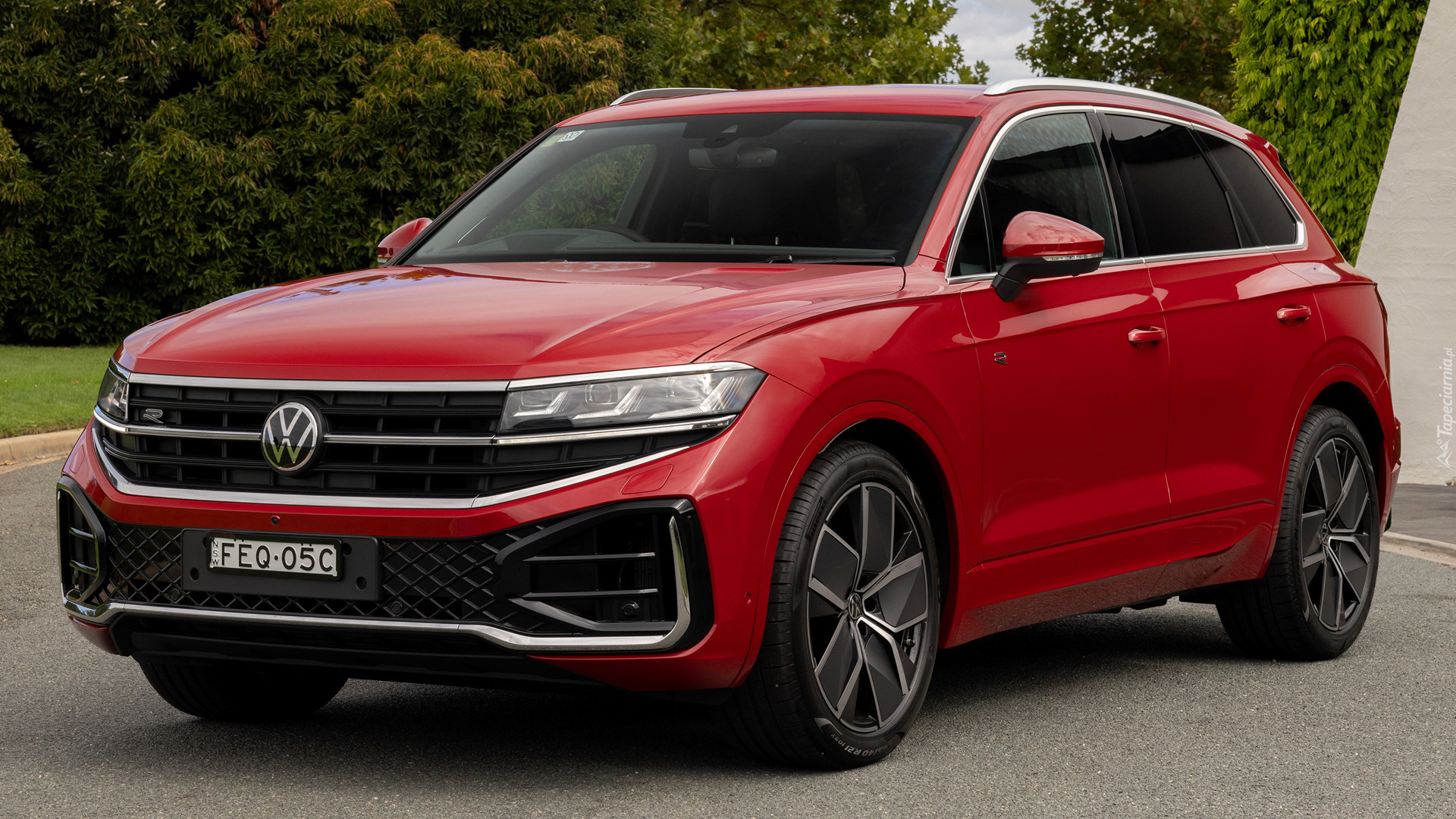 Czerwony, Volkswagen Touareg, R