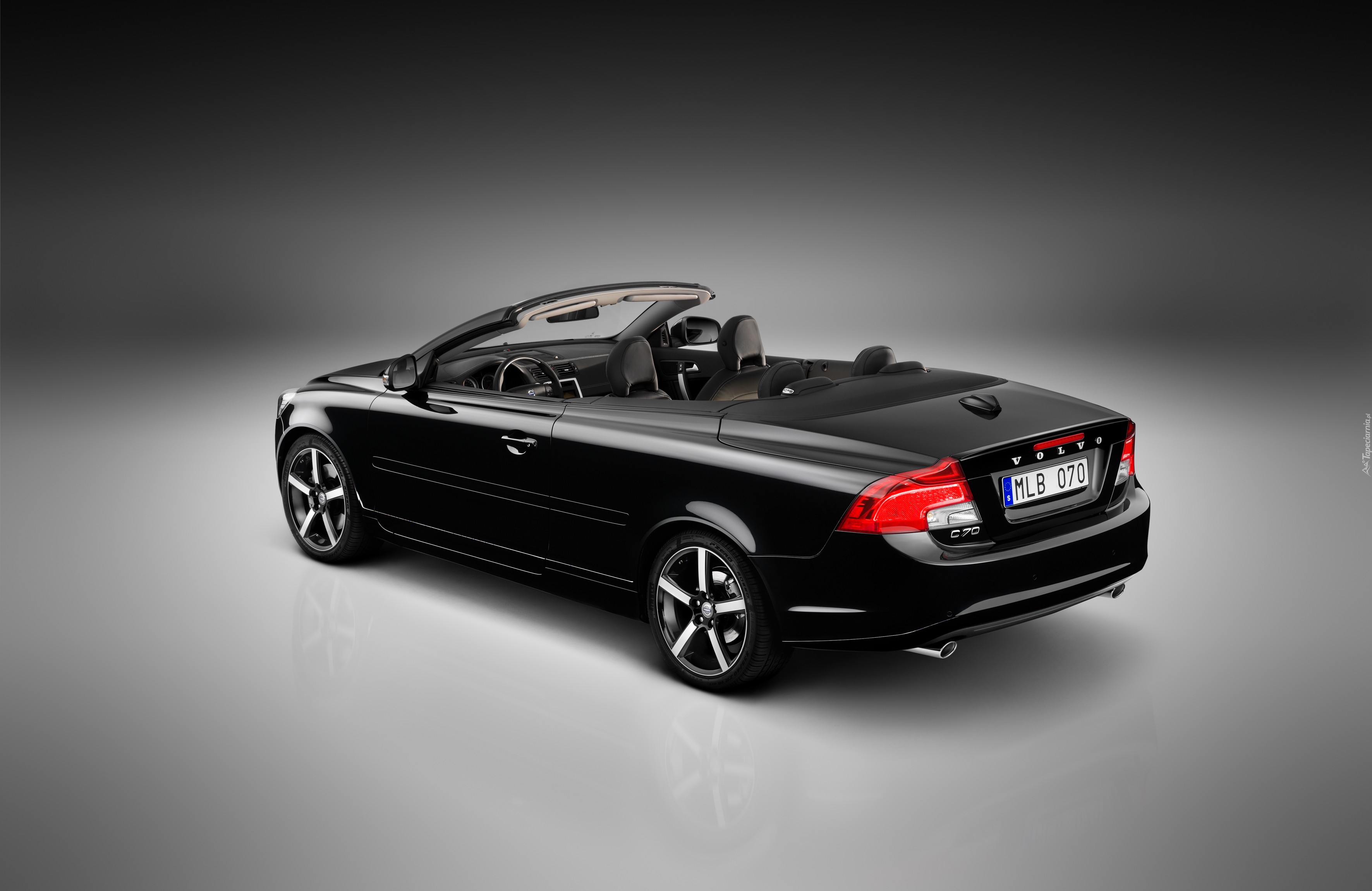 Czarne, Volvo C70 Inscription Edition, 2012