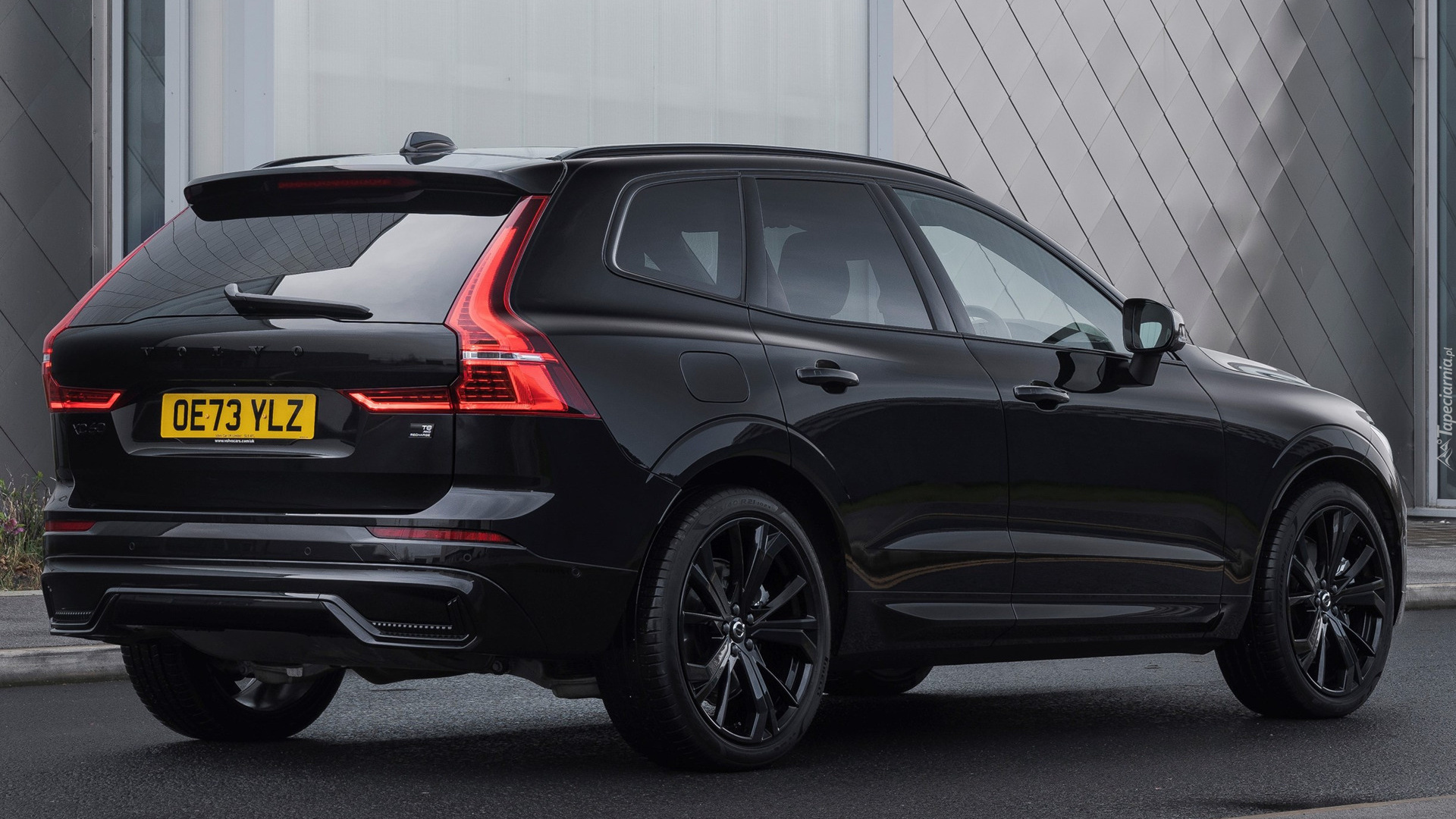 Volvo XC60, Recharge Black