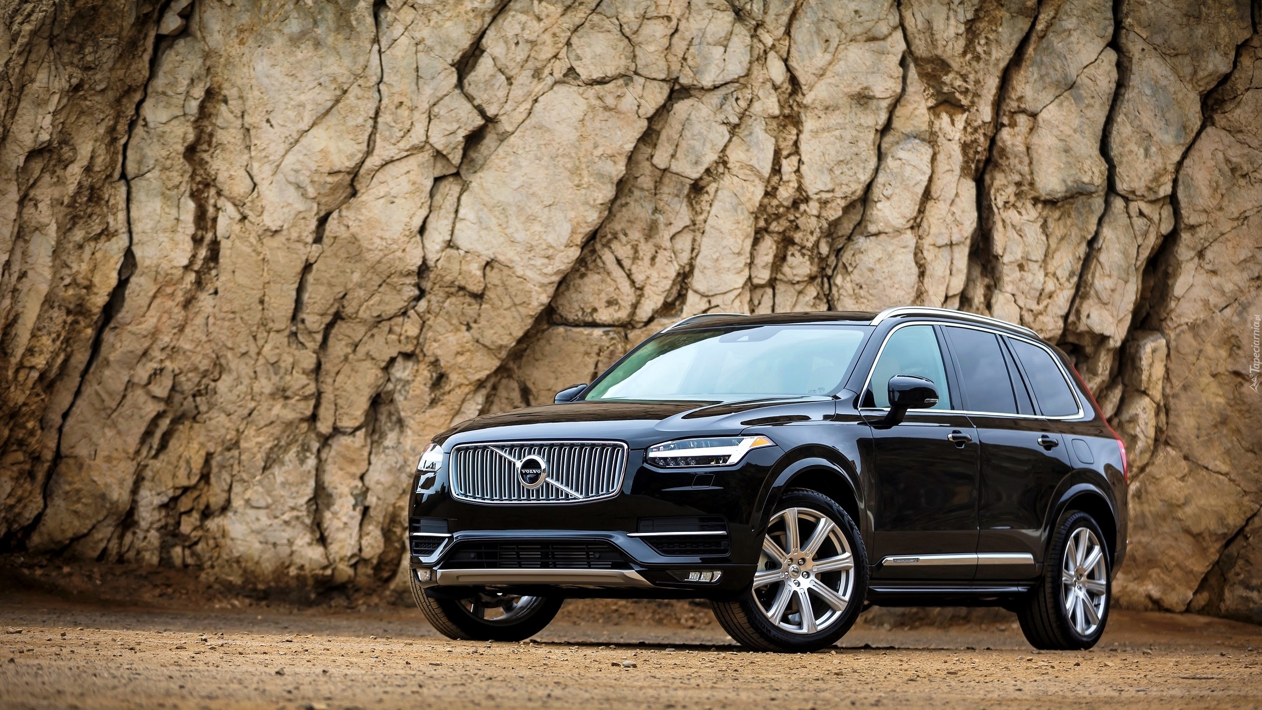 Czarne, Volvo XC90 T8 Excellence Edition, 2016, Skały