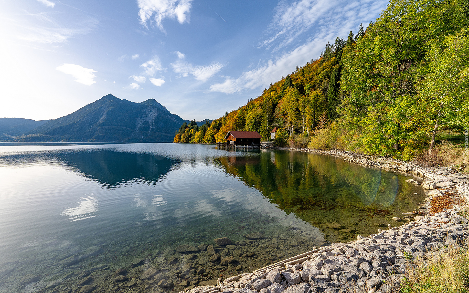 Niemcy, Bawaria, Jezioro, Walchensee, Kamienie, Las, Domek, Góry, Alpy