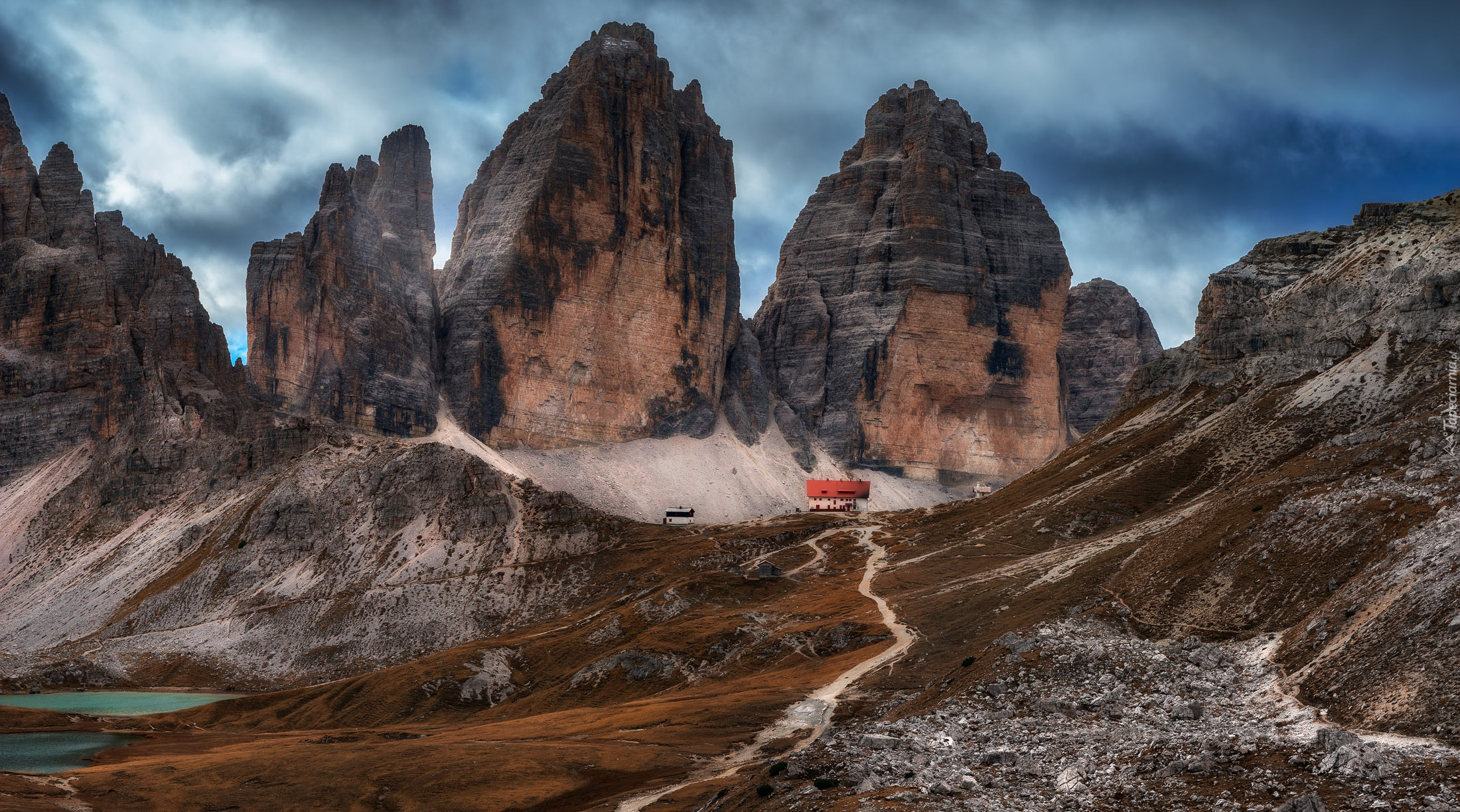 Góry, Tre Cime di Lavaredo, Dolomity, Włochy, Śnieg, Domy