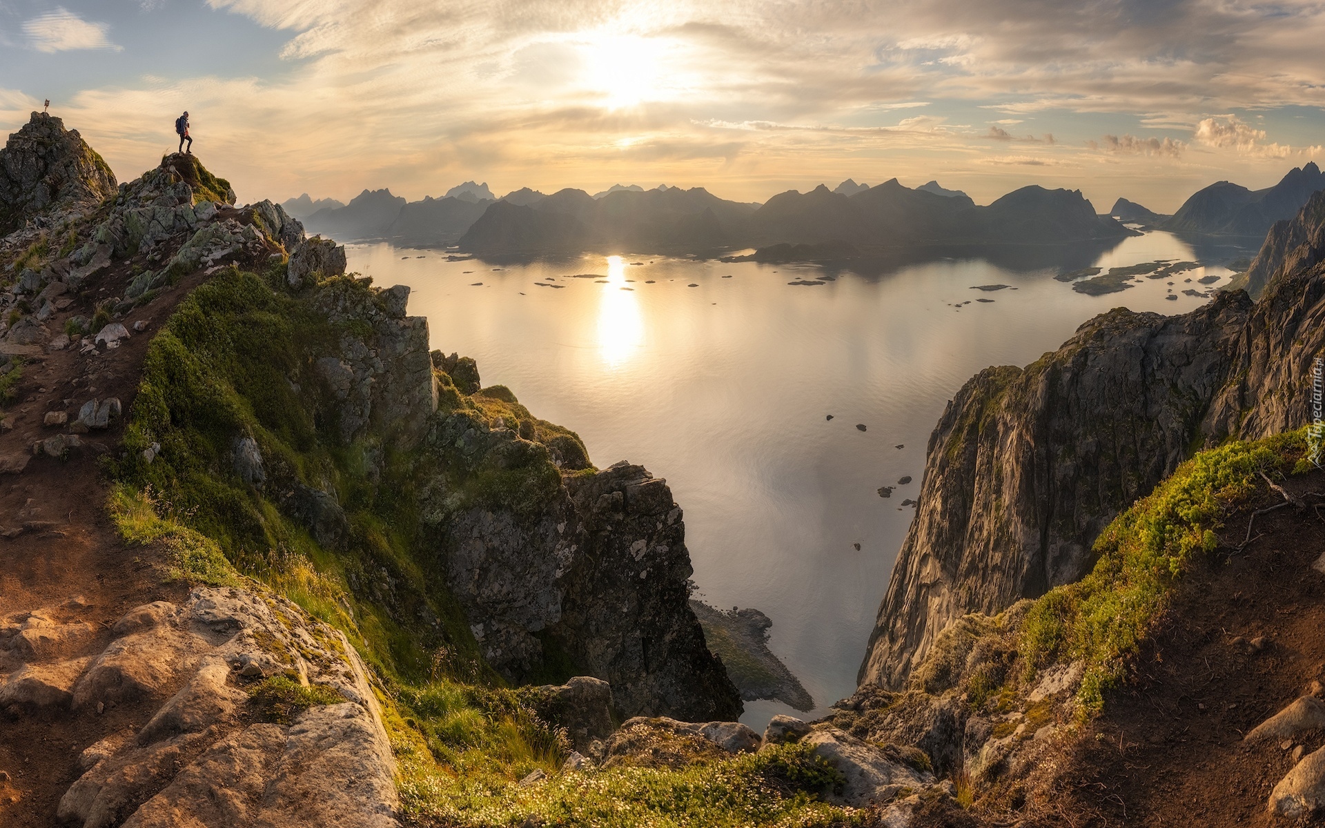 Norwegia, Morze Norweskie, Góry, Skały, Człowiek, Przebijające światło