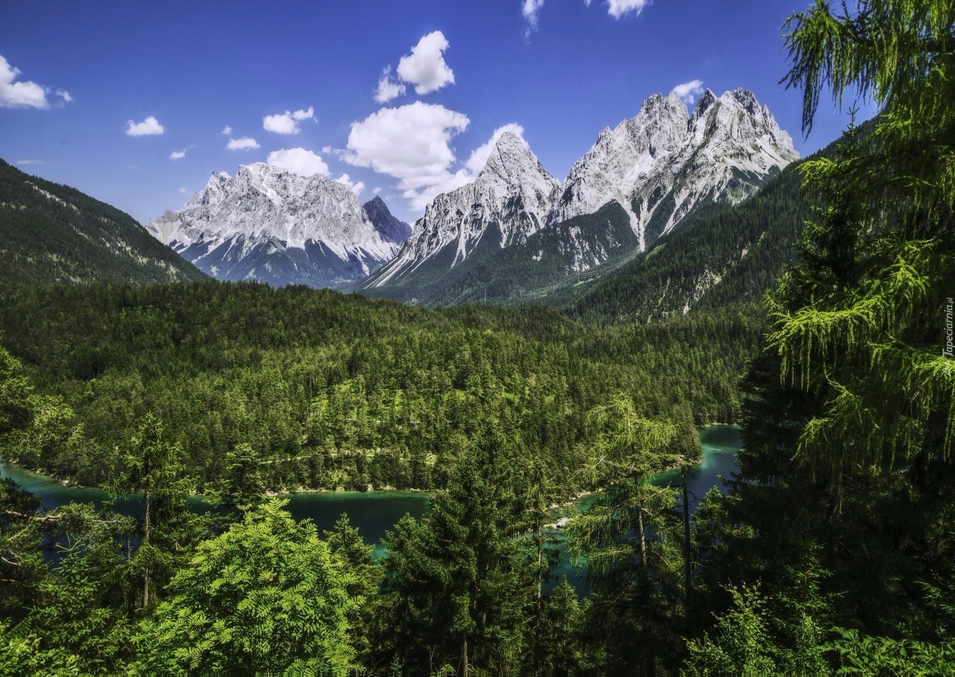 Niemcy,  Góry, Alpy bawarskie, Wettersteingebirge, Szczyt, Zugspitze,  Lasy, Rzeka