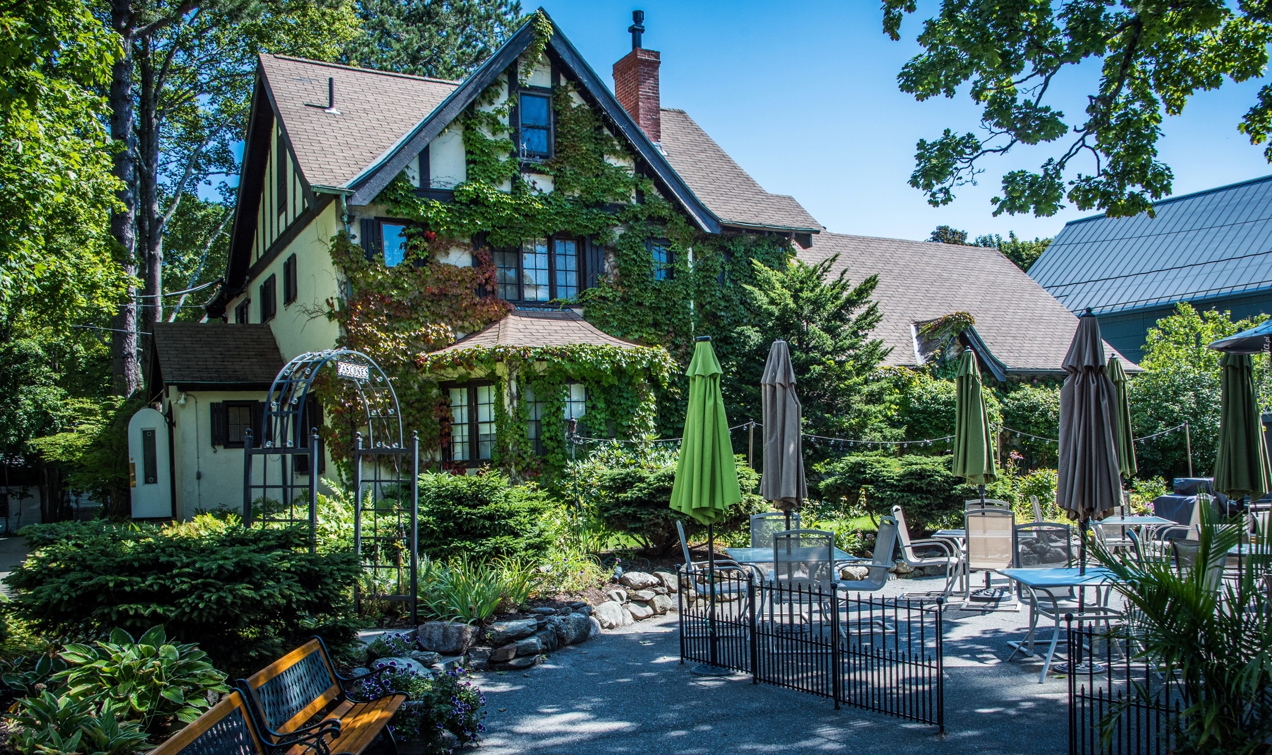 Stany Zjednoczone, Stan Maine, Miasto Bar Harbor, Dom, Pensjonat Ivy Manor Inn, Restauracja Pascones Ristorante