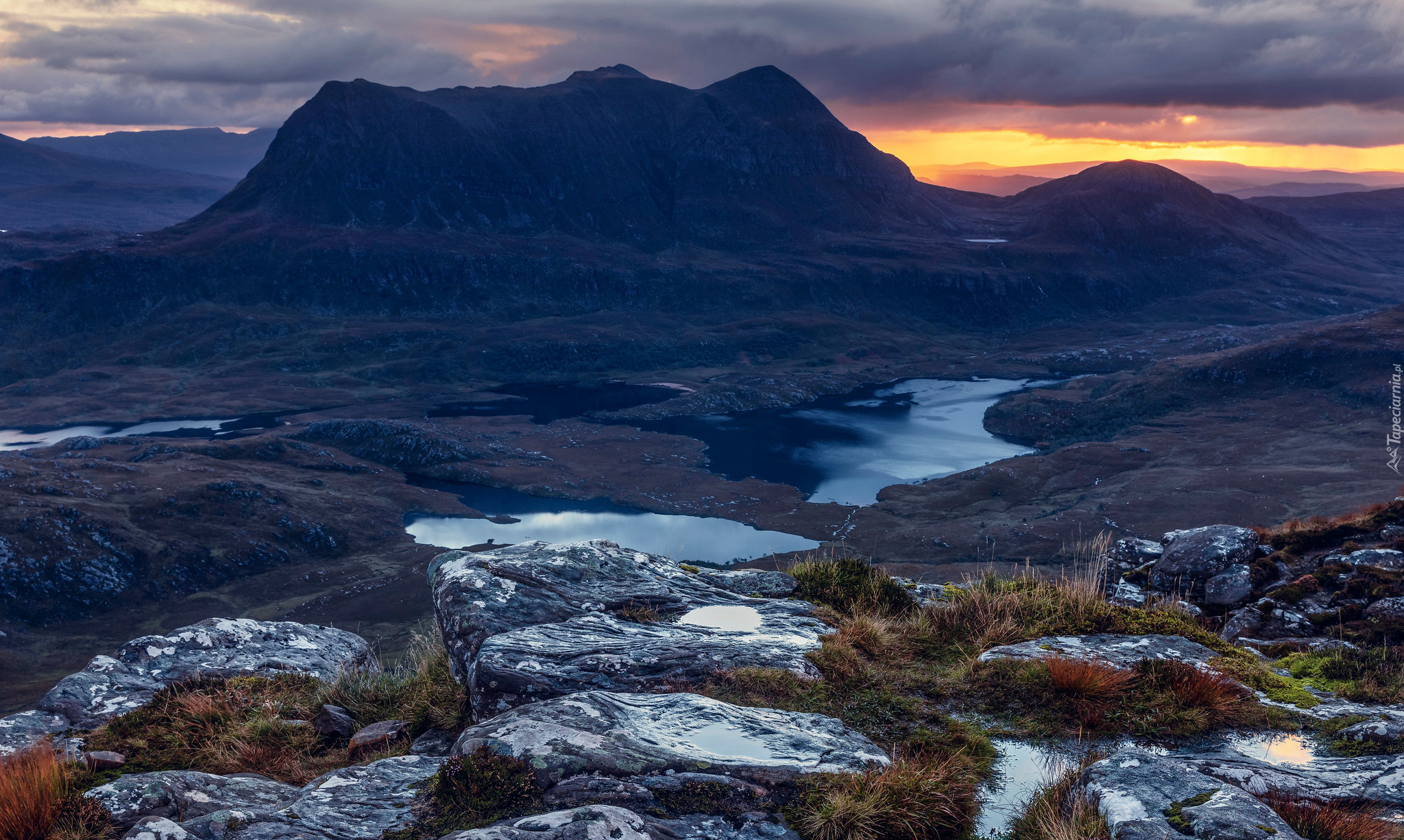 Góry, Góra Cul Mor, Jeziora, Skały, Rośliny, Wschód słońca, Assynt, Szkocja