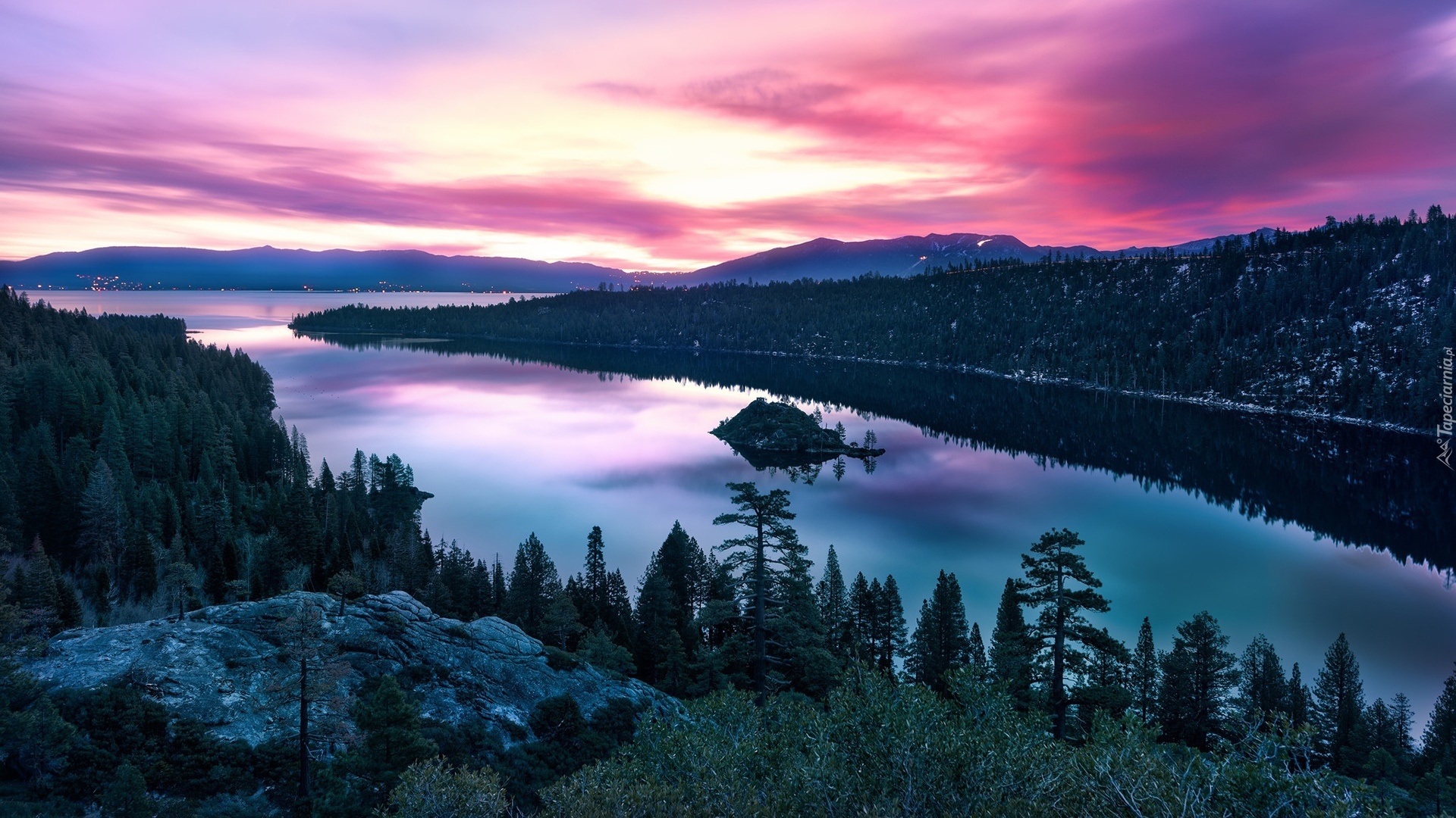 Stany Zjednoczone, Kalifornia, Jezioro, Tahoe Lake, Wyspa Fannette, Drzewa, Góry, Drzewa, Niebo, Zachód słońca