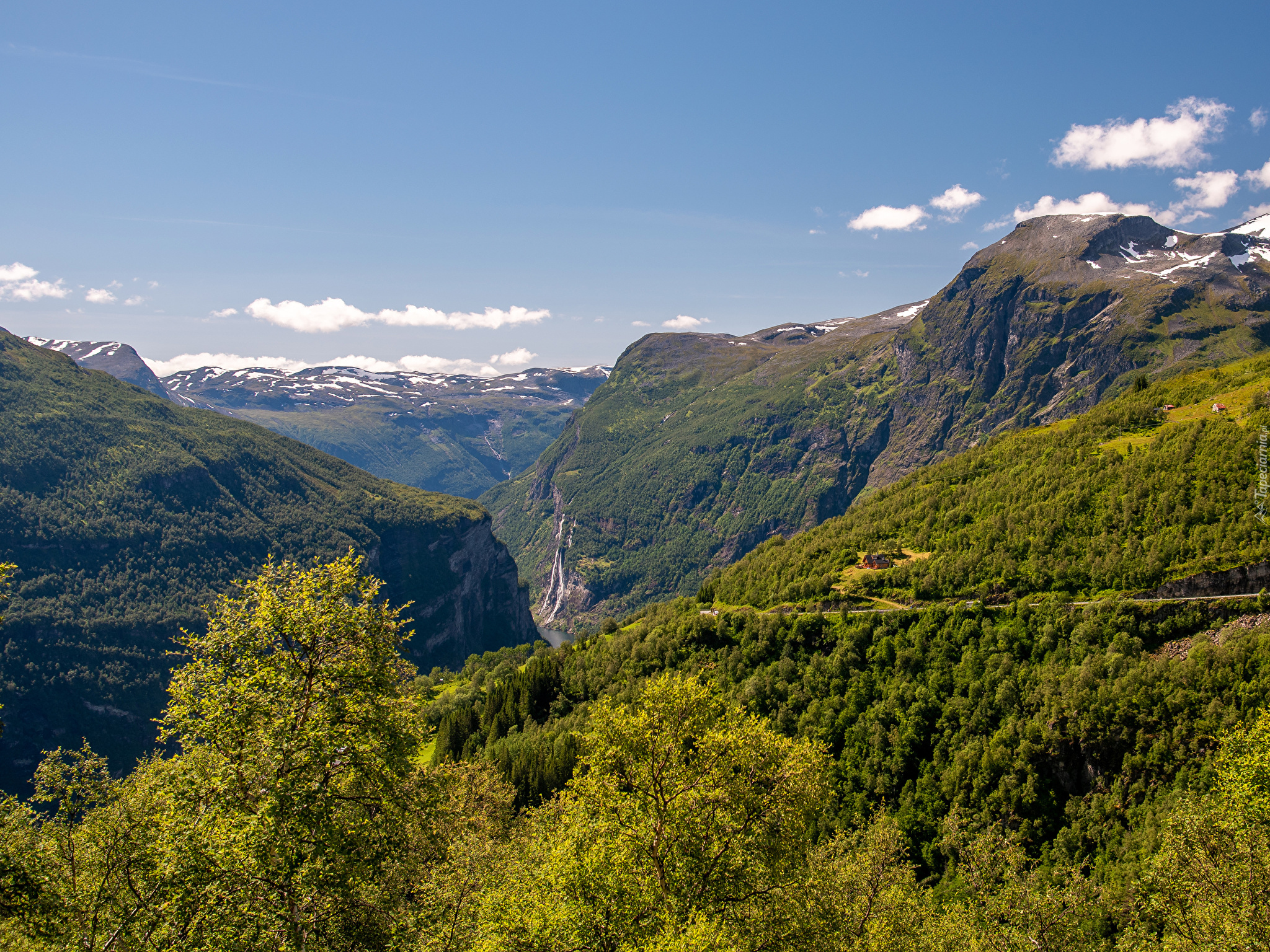 Norwegia, Góry, Lasy, Drzewa, Zbocza, Wodospad, De Syv sostrene, Fiord Geirangerfjord