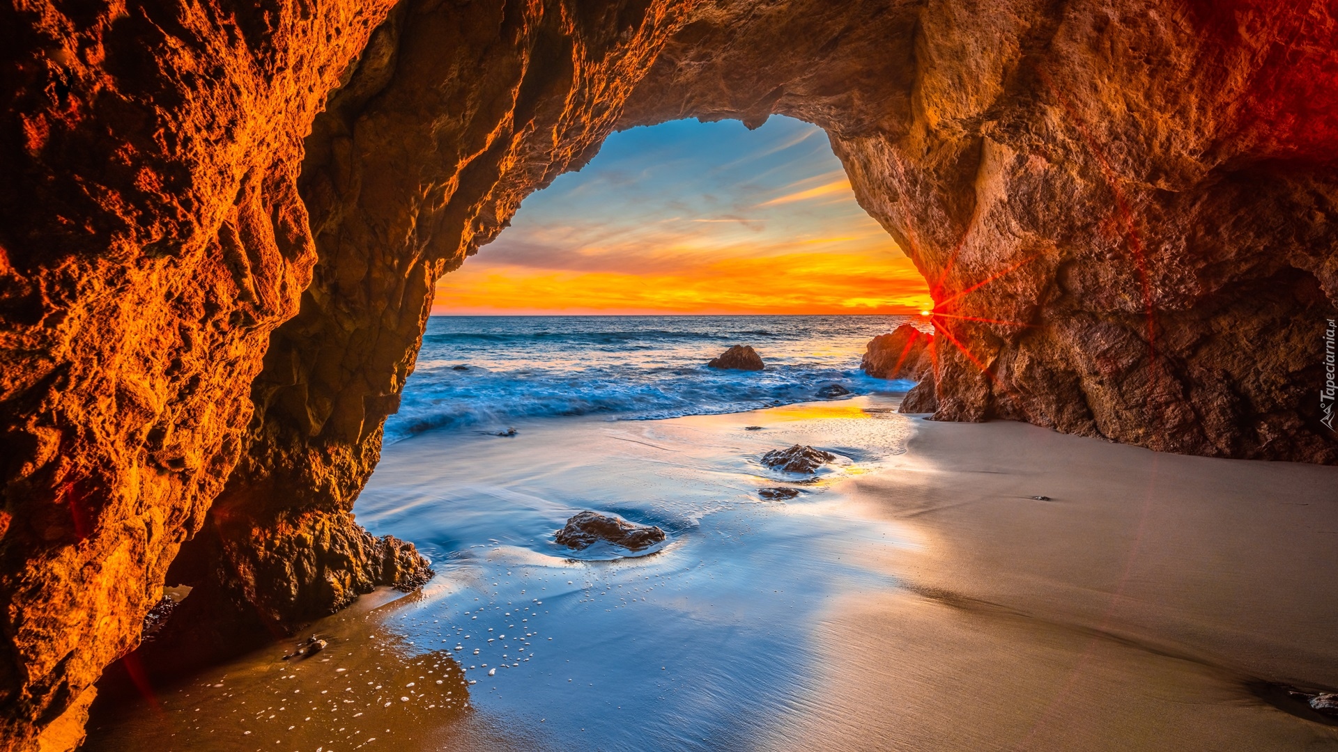 Jaskinia, Skały, Plaża, El Matador Beach, Morze, Zachód słońca, Malibu, Kalifornia, Stany Zjednoczone