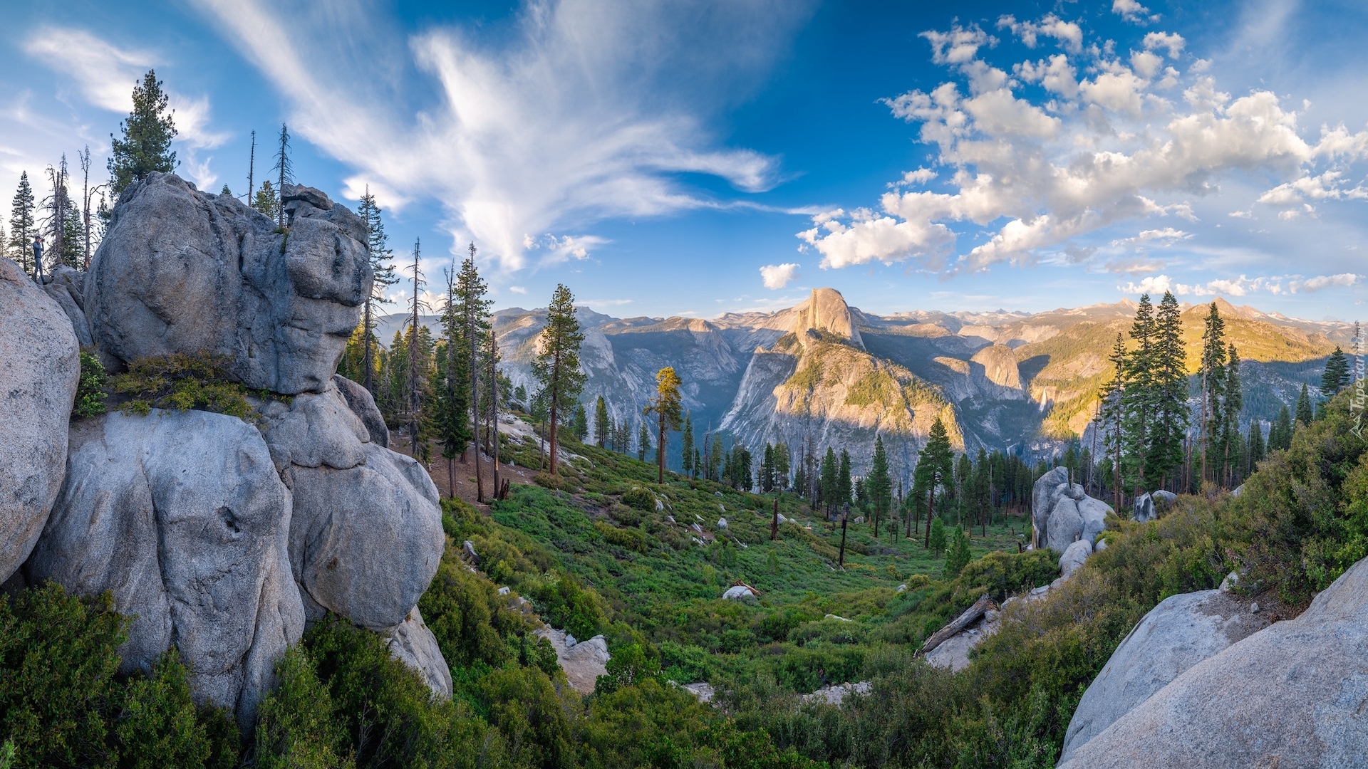 Punkt widokowy, Glacier Point, Dolina, Yosemite Valley, Góry, Sierra Nevada, Drzewa, Skały, Park Narodowy Yosemite, Kalifornia, Stany Zjednoczone