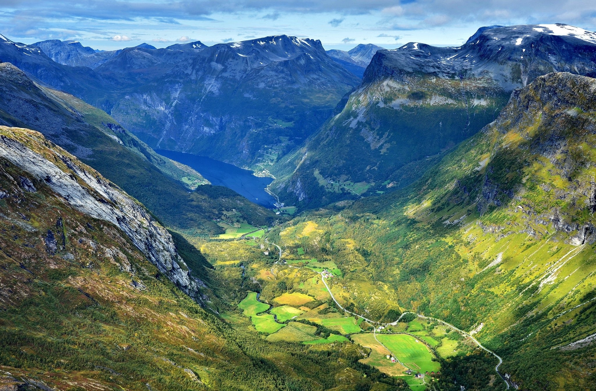 Norwegia, Fiord Geirangerfjord, Góry, Dolina, Drogi