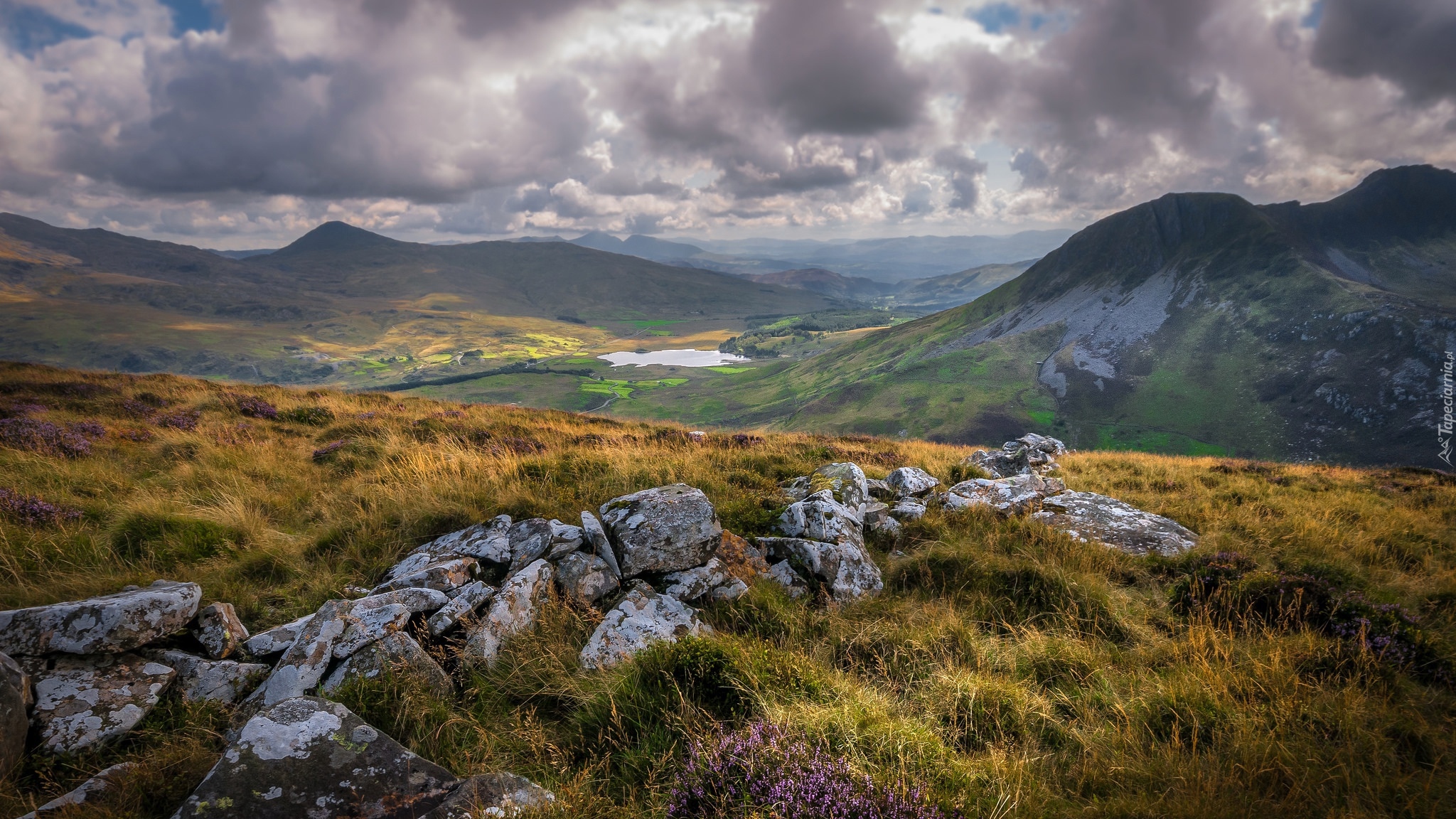 Walia, Park Narodowy Snowdonia, Góry, Kamienie, Dolina, Chmury