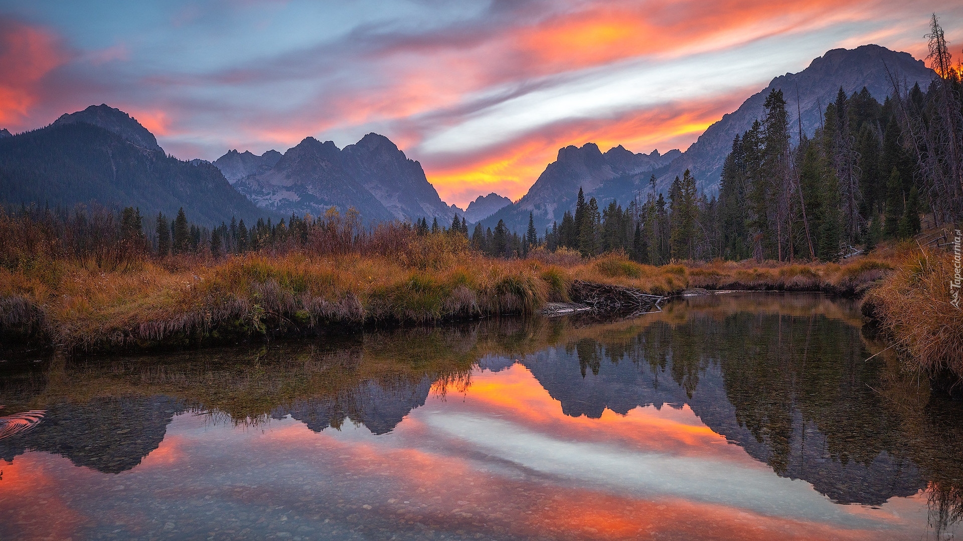 Zachód słońca, Jesień, Góry, Sawtooth Range, Jezioro, Drzewa, Odbicie, Stan Idaho, Stany Zjednoczone