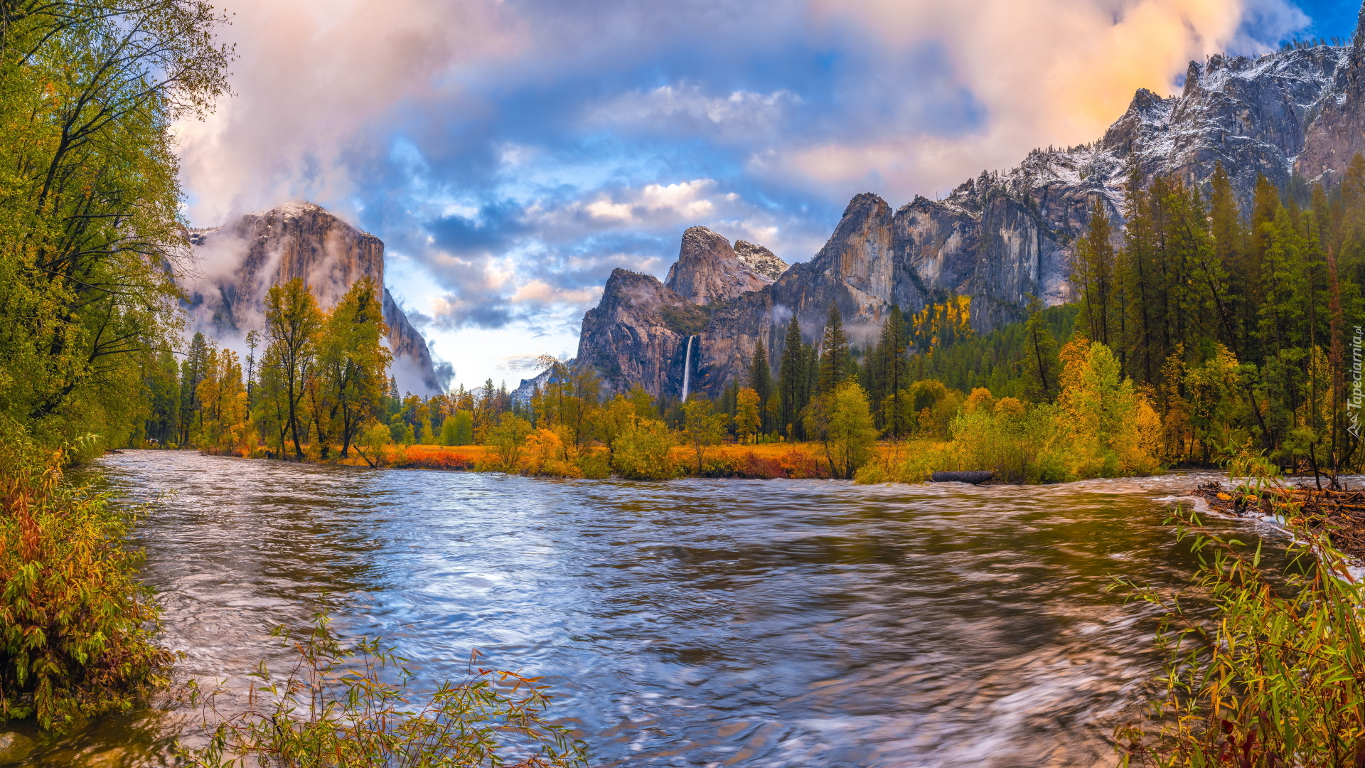 Park Narodowy Yosemite, Jesień, Rzeka, Merced River, Góry, Sierra Nevada, Drzewa, Kalifornia, Stany Zjednoczone