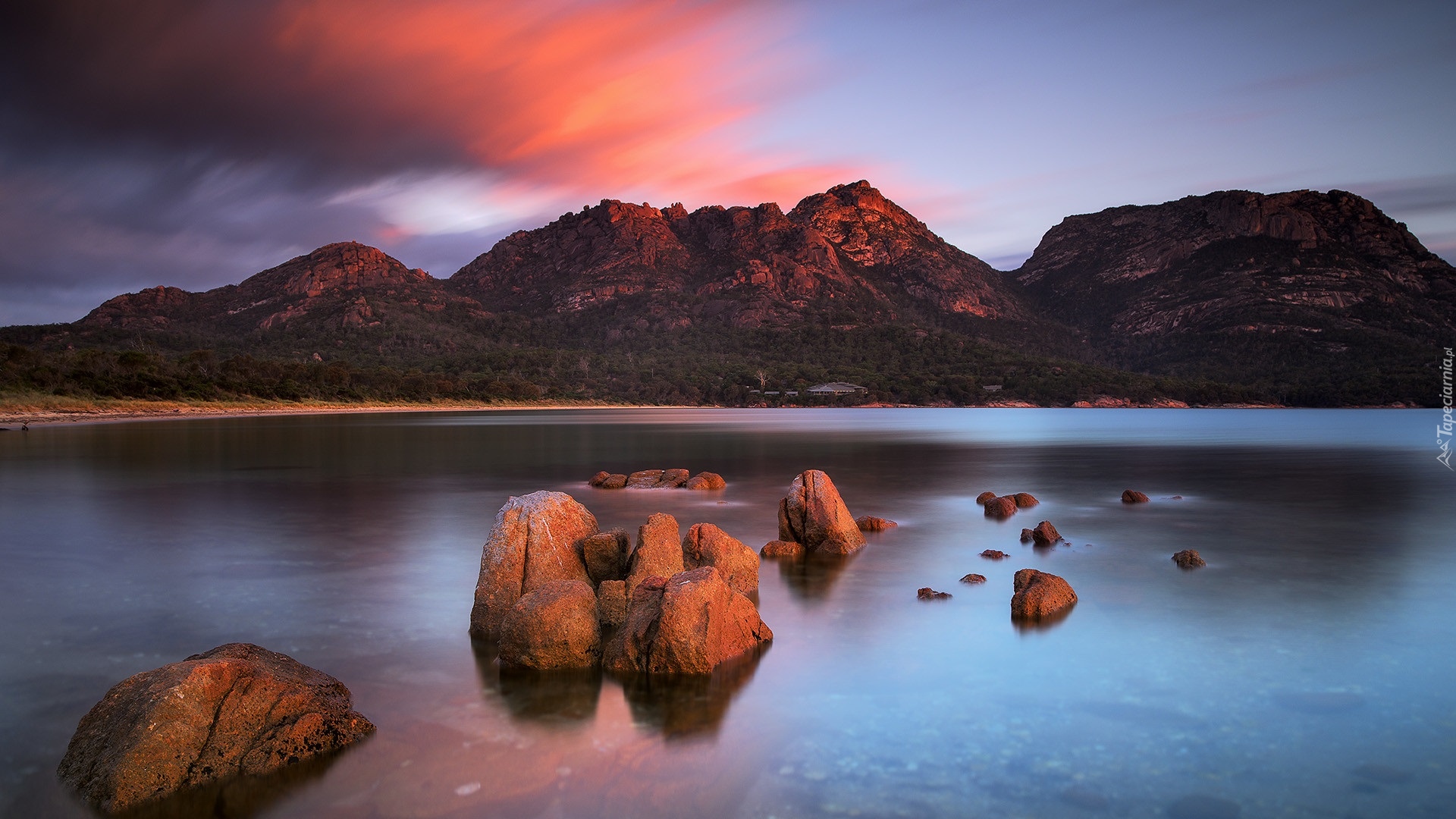 Góry Hazard, Zatoka, Coles Bay, Skały, Zachód słońca, Park Narodowy Freycineta, Tasmania, Australia