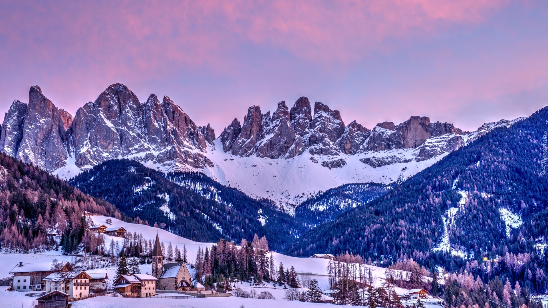 Włochy, Dolina, Val di Funes, Wieś, Santa Maddalena, Zima, Góry, Dolomity, Lasy, Drzewa, Domy, Kościół