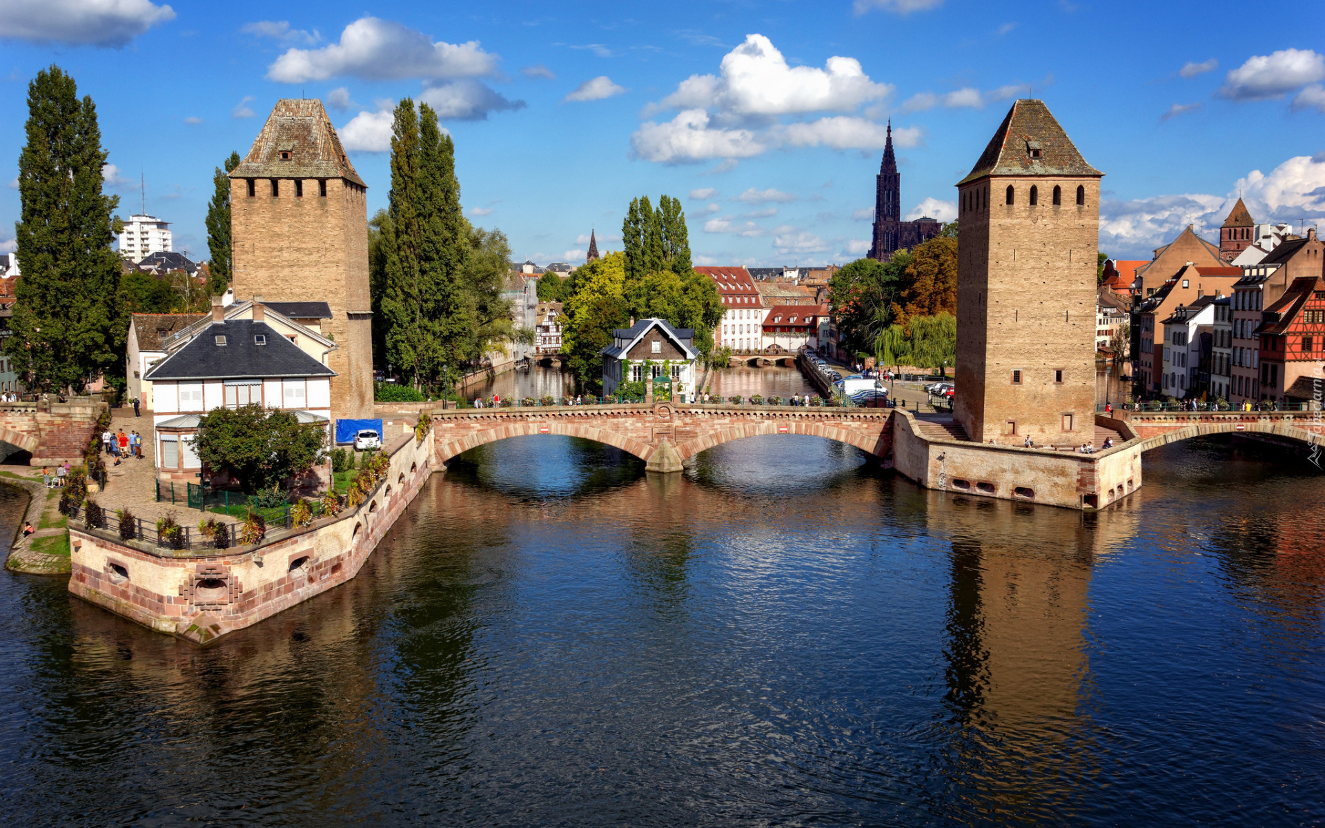 Wieże, Most, Barrage Vauban, Ponts Couverts, Rzeka Ill, Strasburg, Francja Budowla