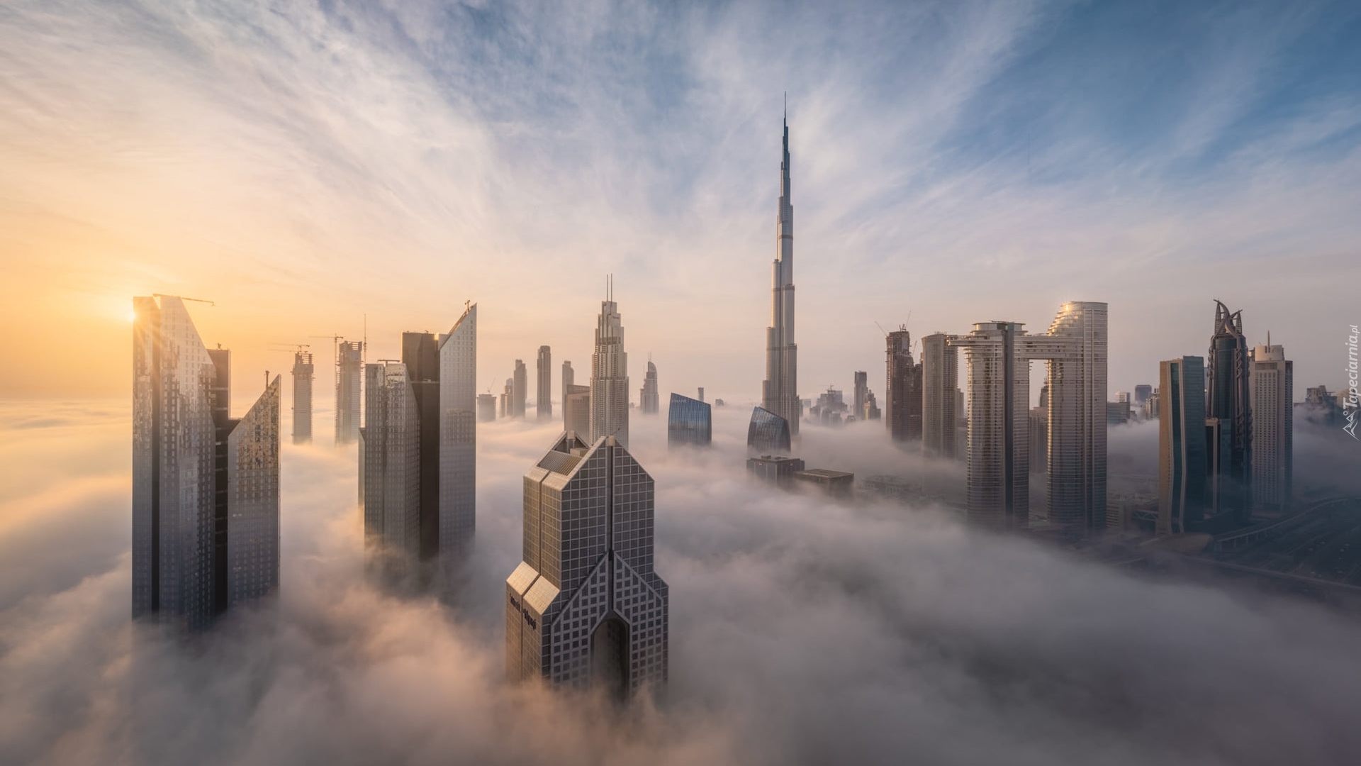 Zjednoczone Emiraty Arabskie, Dubaj, Wieżowiec, Burj Khalifa, Drapacze chmur, Wschód słońca, Mgła