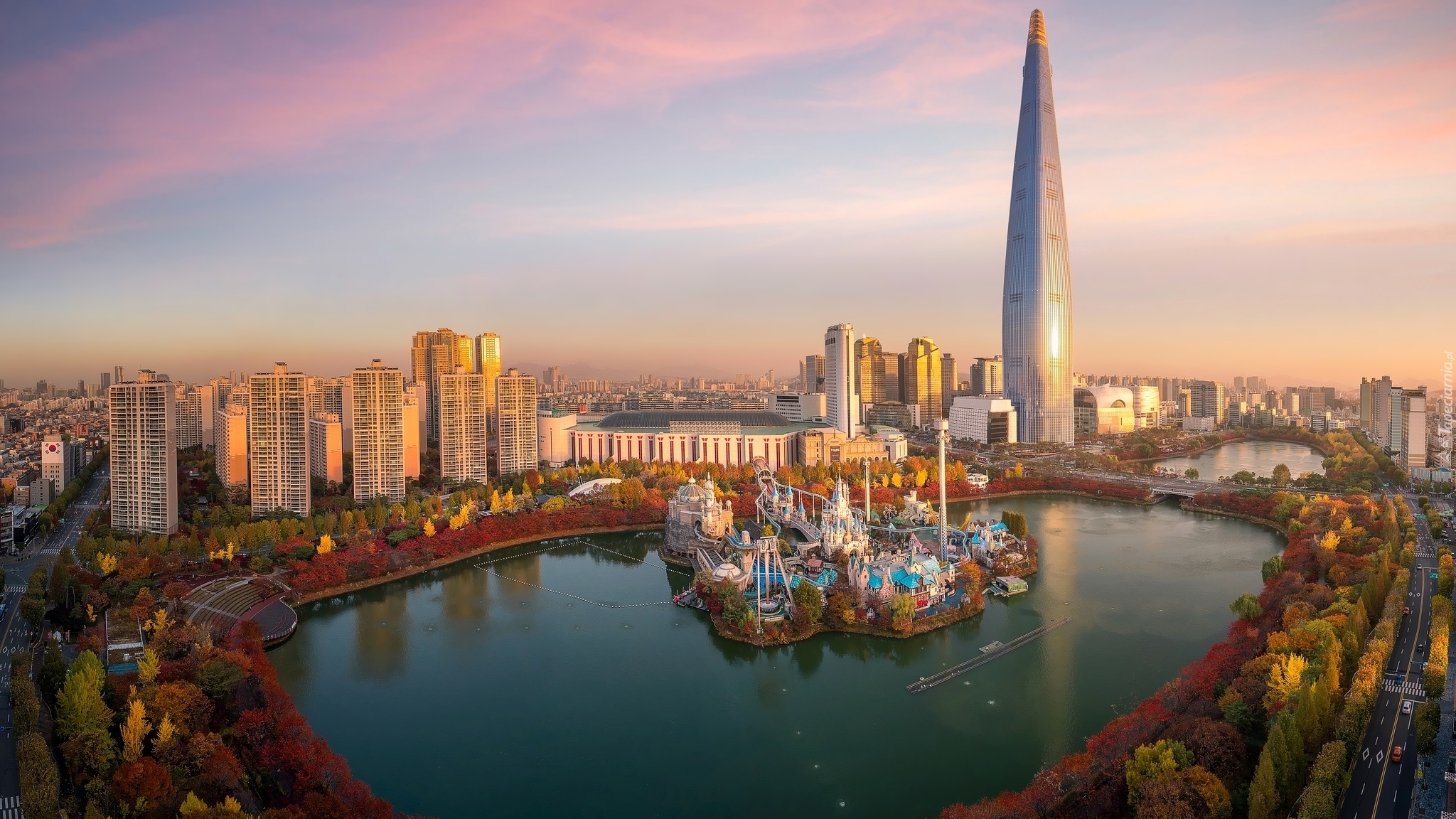 Korea Południowa, Seul, Budynek Lotte World Tower, Park rozrywki Lotte World, Jezioro