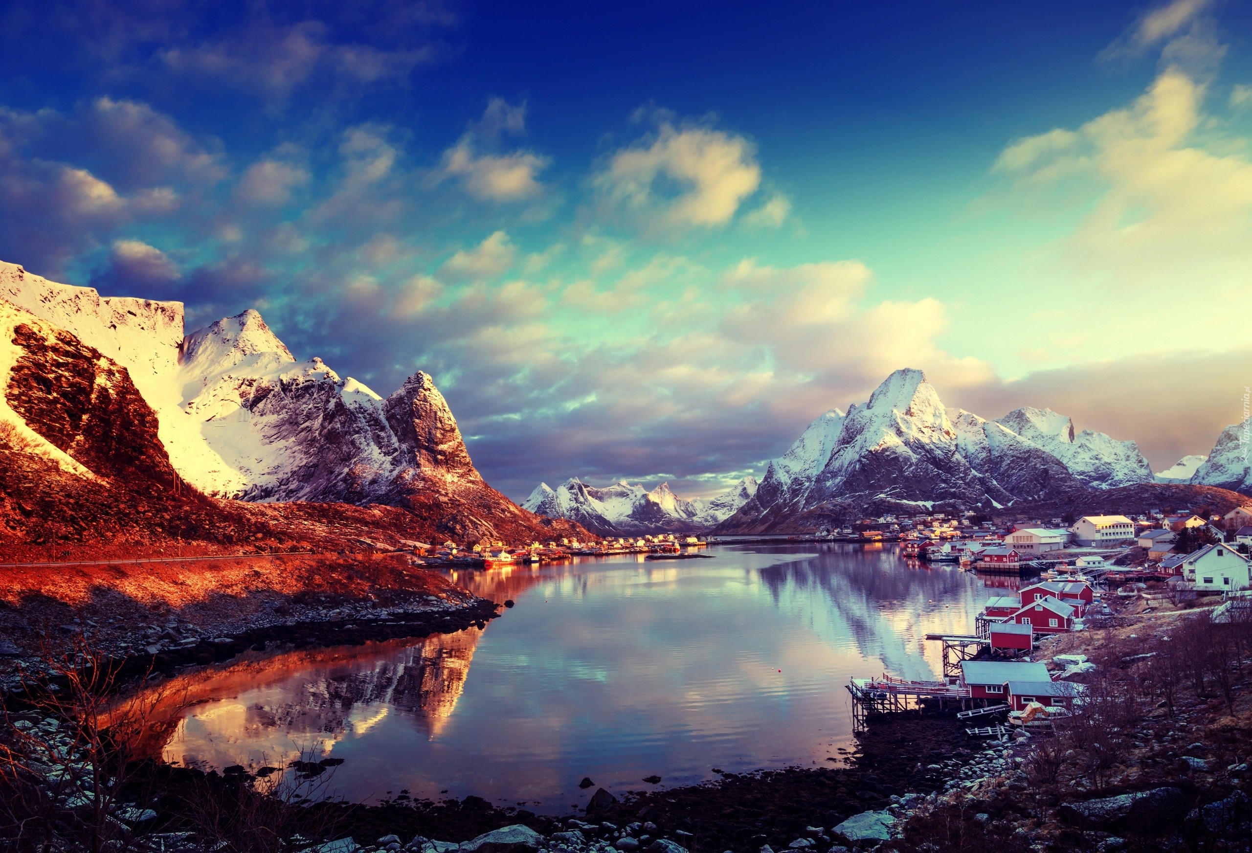Norwegia, Wioska Reine, Chmury, Góry, Zima
