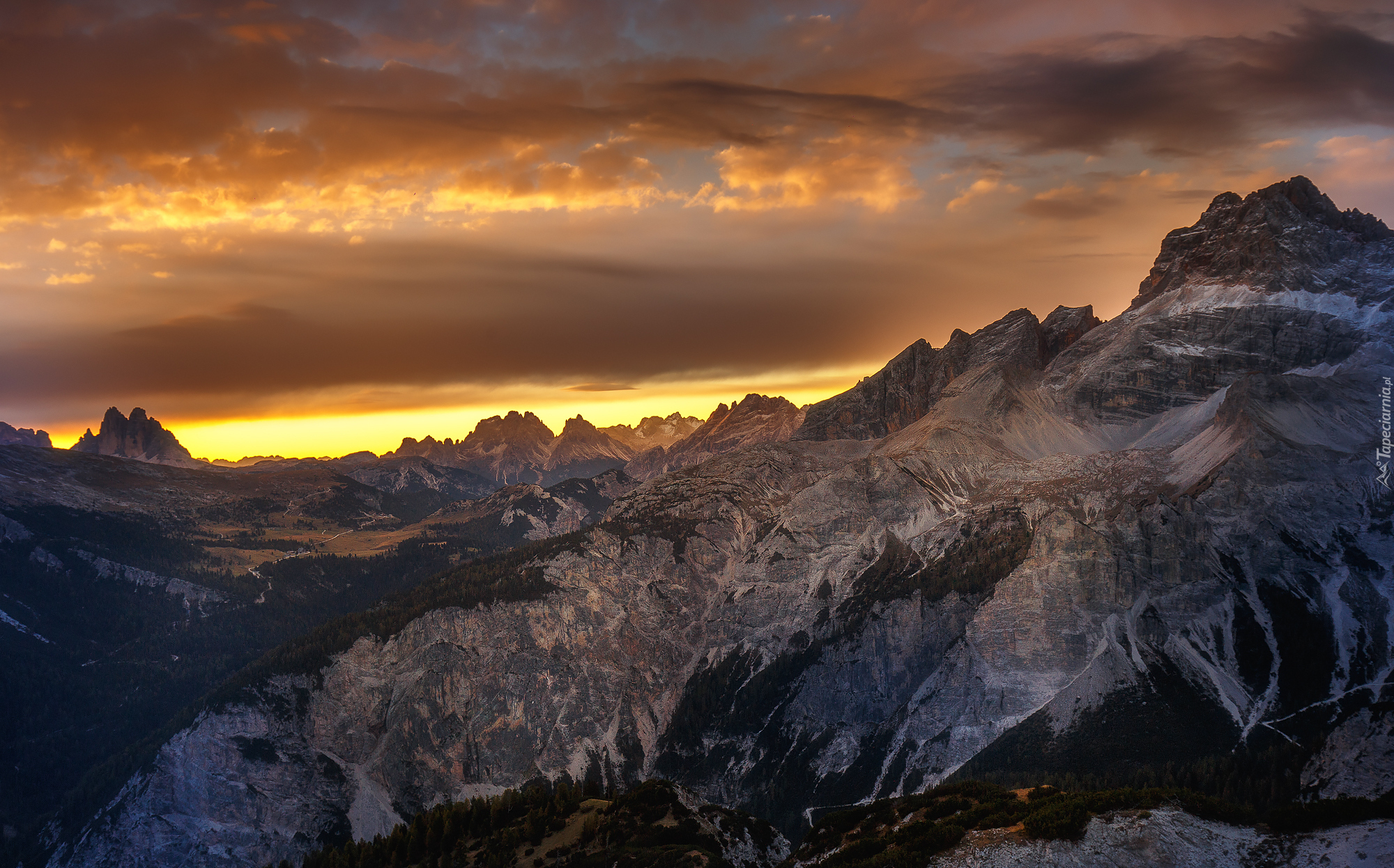 Włochy, Góry Dolomity, Chmury, Zachód słońca