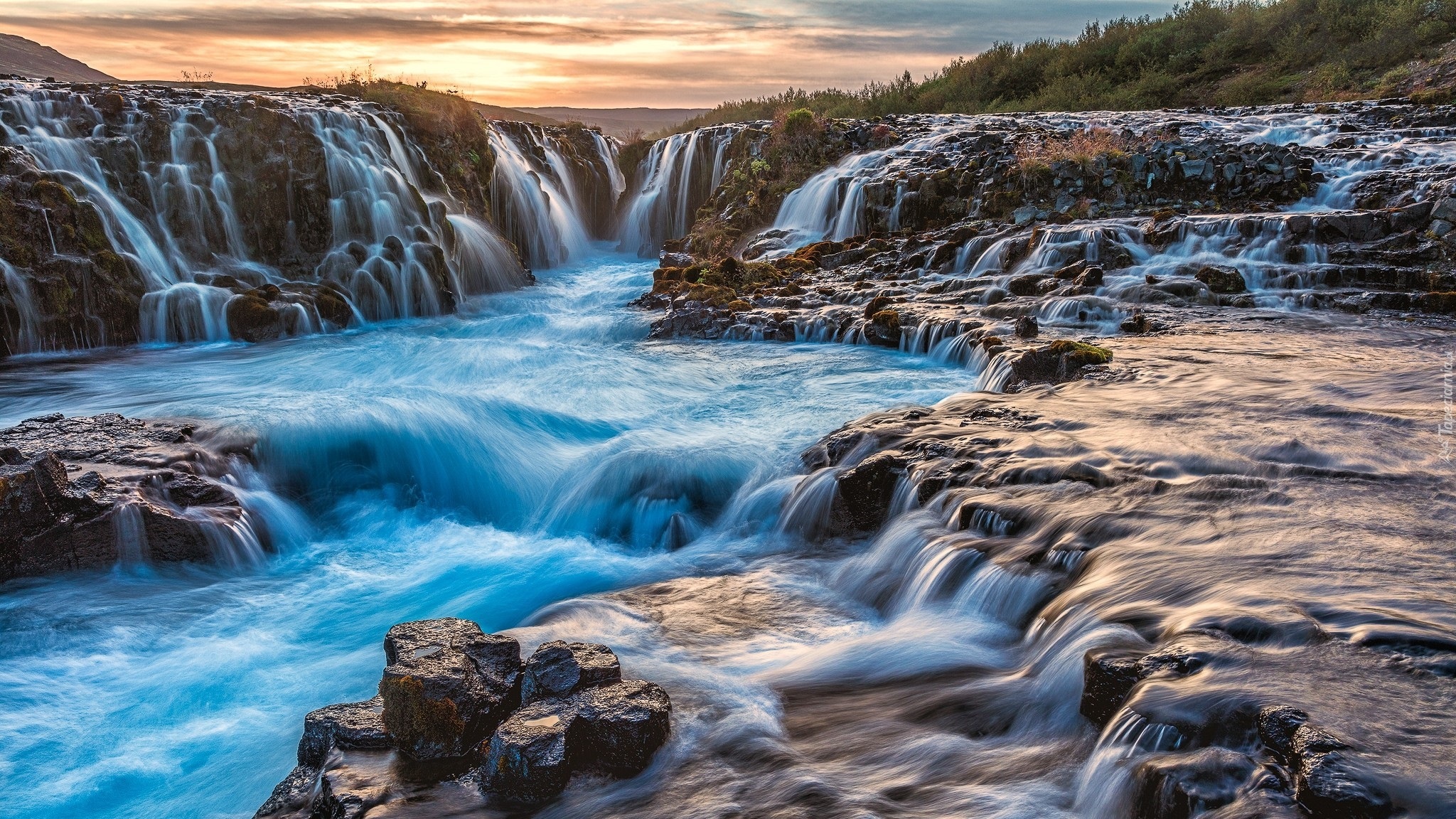 Islandia, Wodospad Bruarfoss