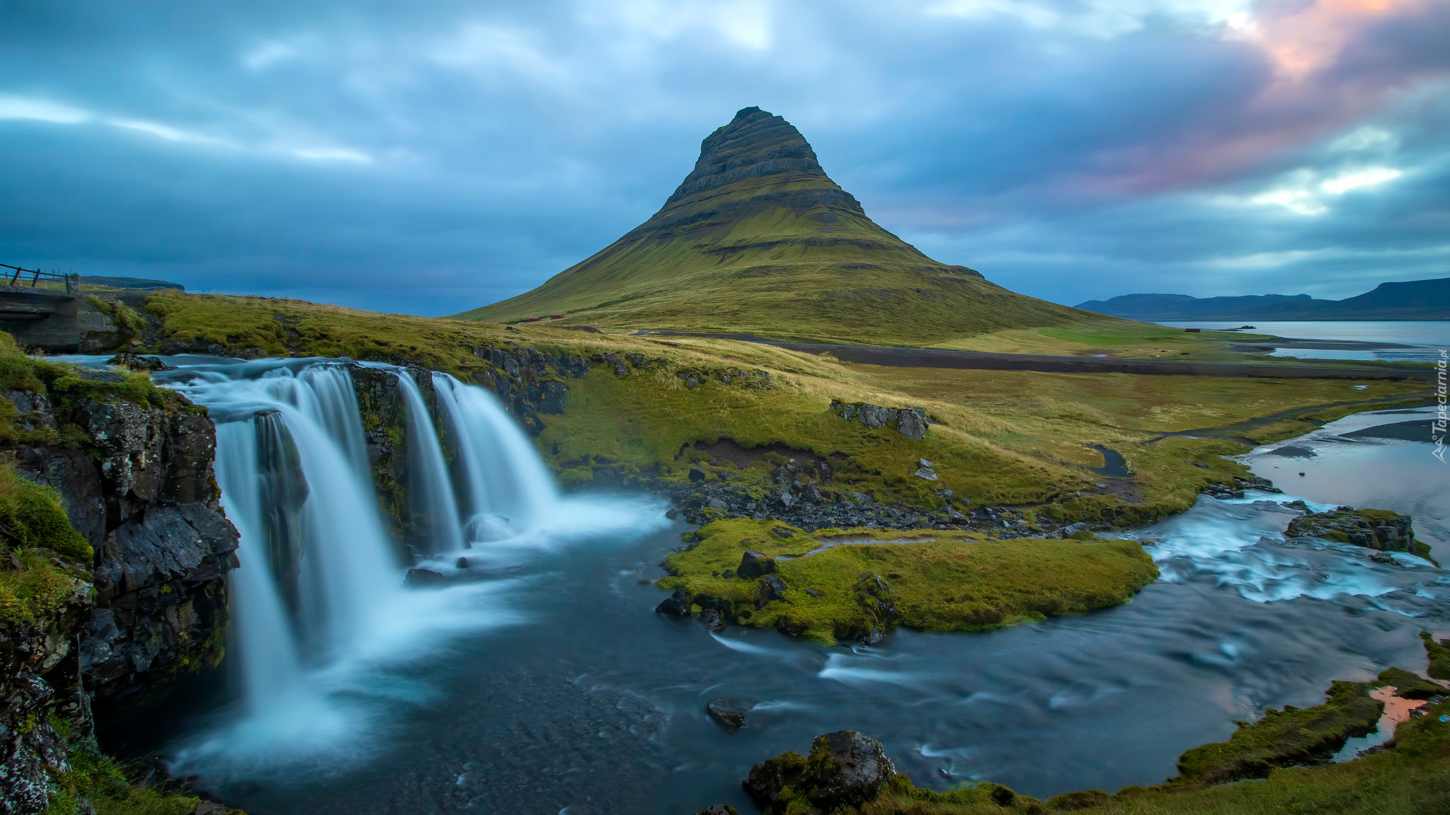 Góra, Kirkjufell, Wodospad, Kirkjufellsfoss, Rzeka, Islandia