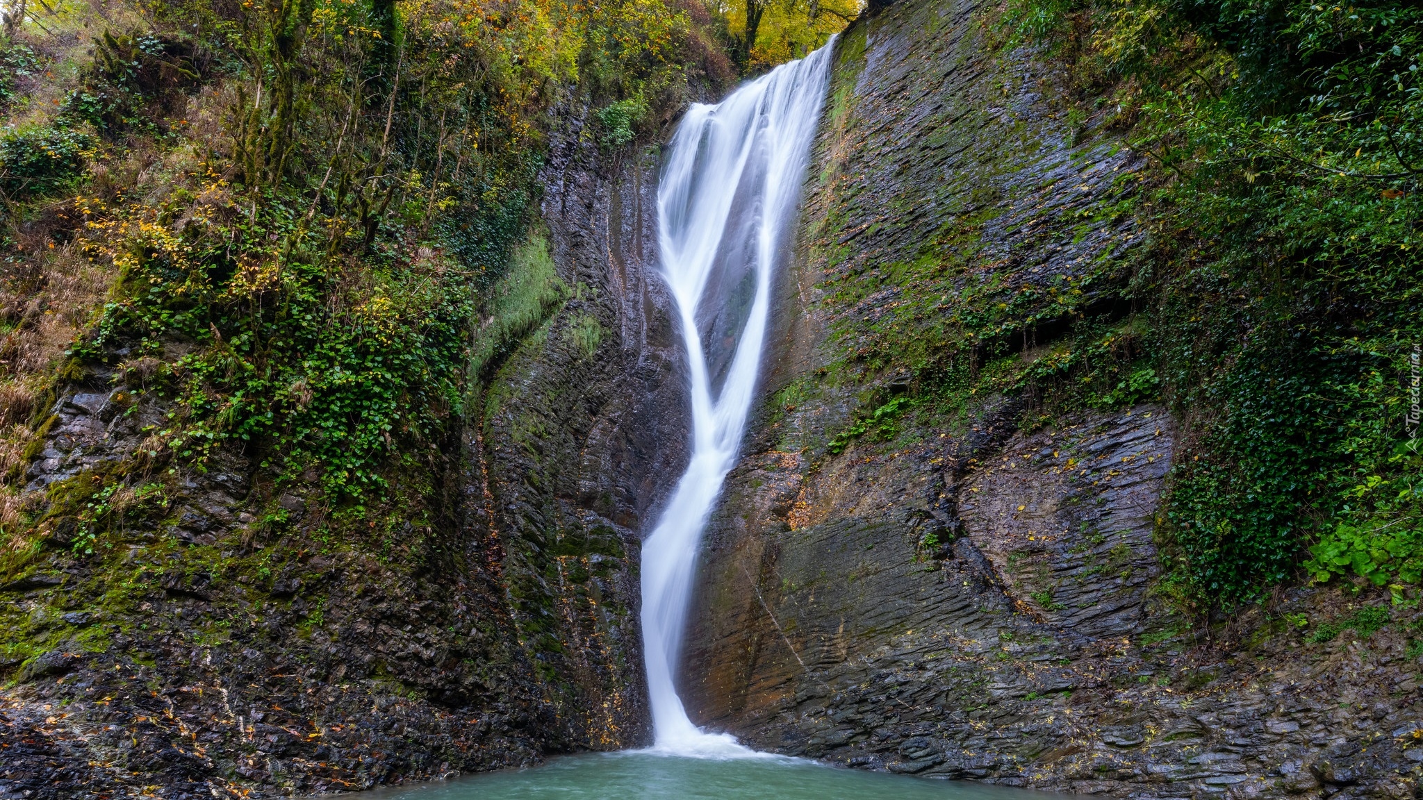 Wodospad, Orekhovsky Waterfall, Rzeka Bezumenka, Porośnięte, Skały, Krasnodarsk, Rosja