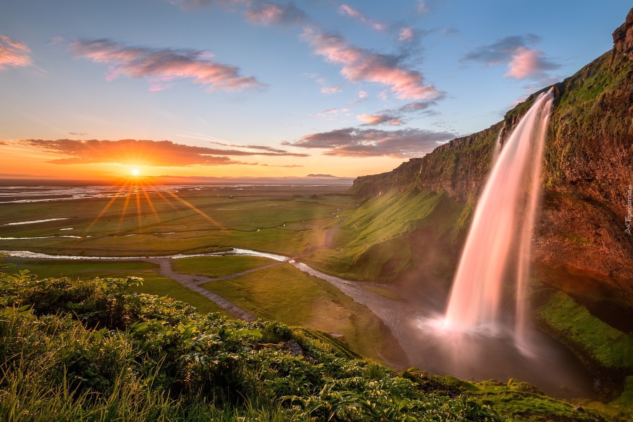 Islandia, Wodospad Seljalandsfoss, Zachód słońca