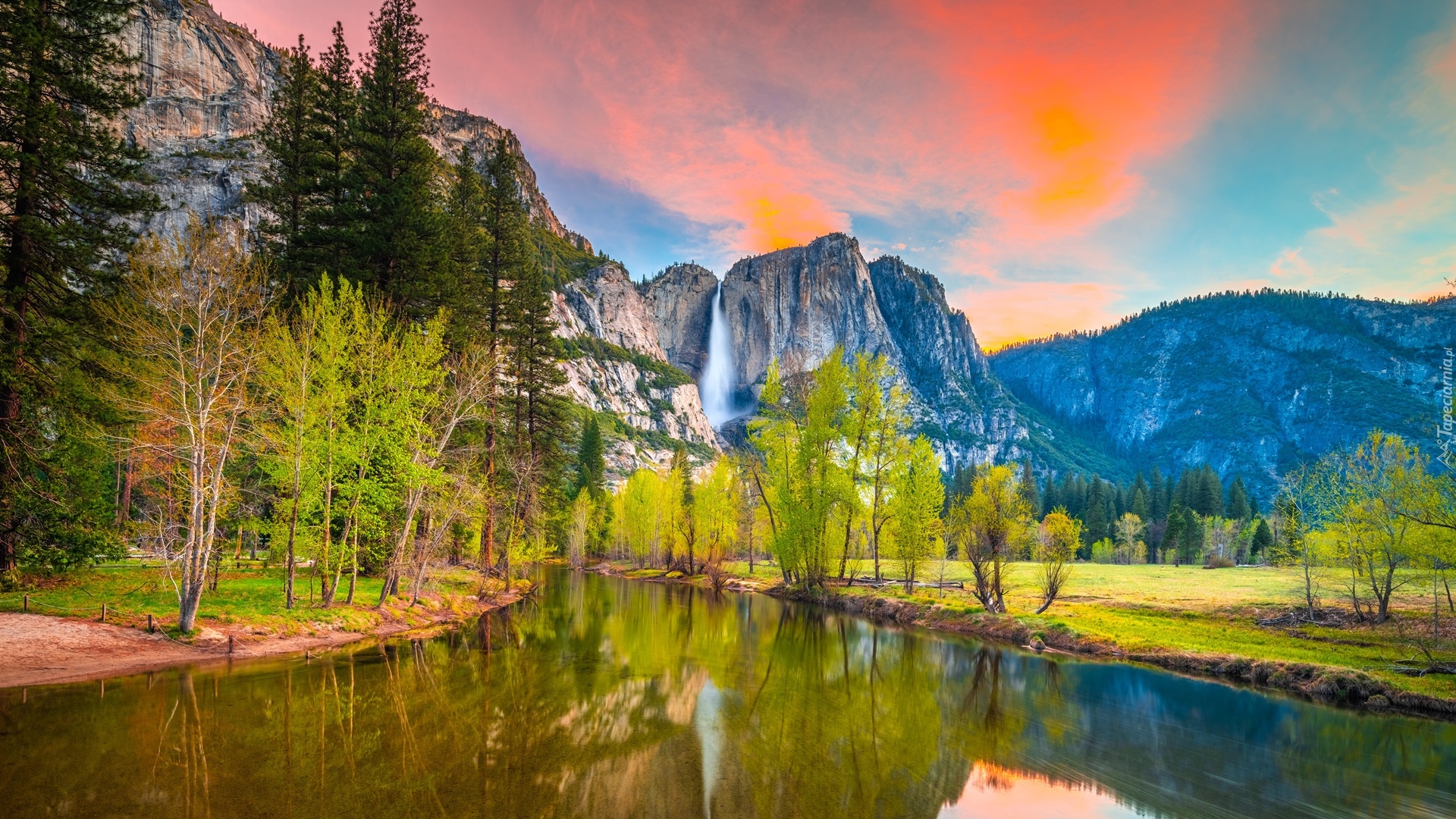 Park Narodowy Yosemite, Rzeka, Merced River, Góry, Sierra Nevada, Wodospad, Drzewa, Kalifornia, Stany Zjednoczone