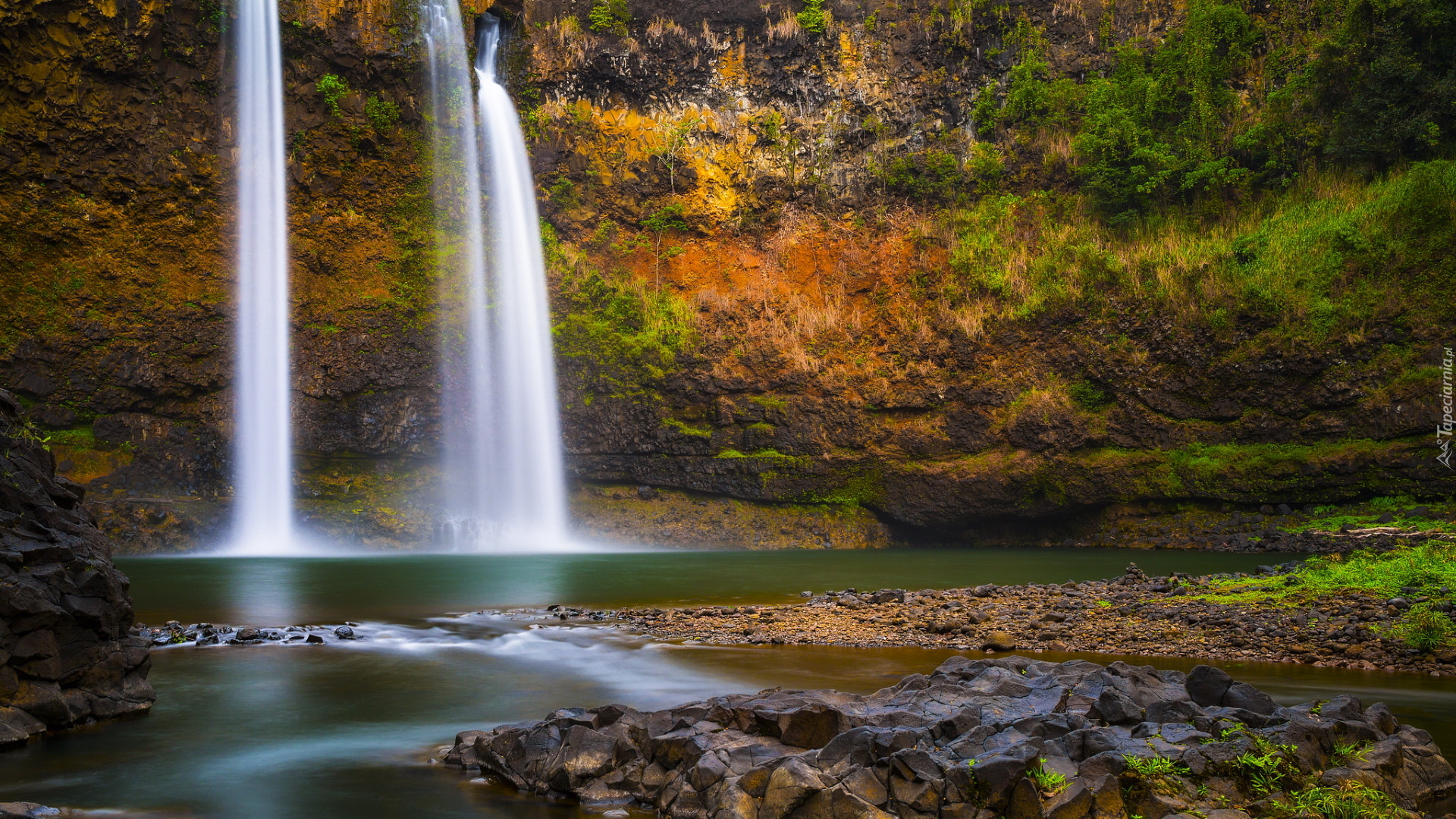 Wodospad Wailua Falls, Skała, Roślinność, Rzeka, Kauai, Hawaje