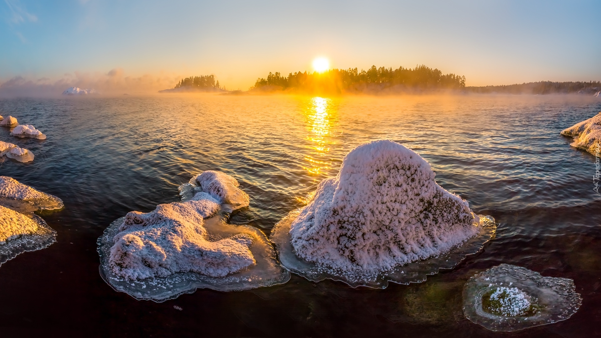 Jezioro Ładoga, Drzewa, Lód, Wschód słońca, Mgła, Karelia, Rosja