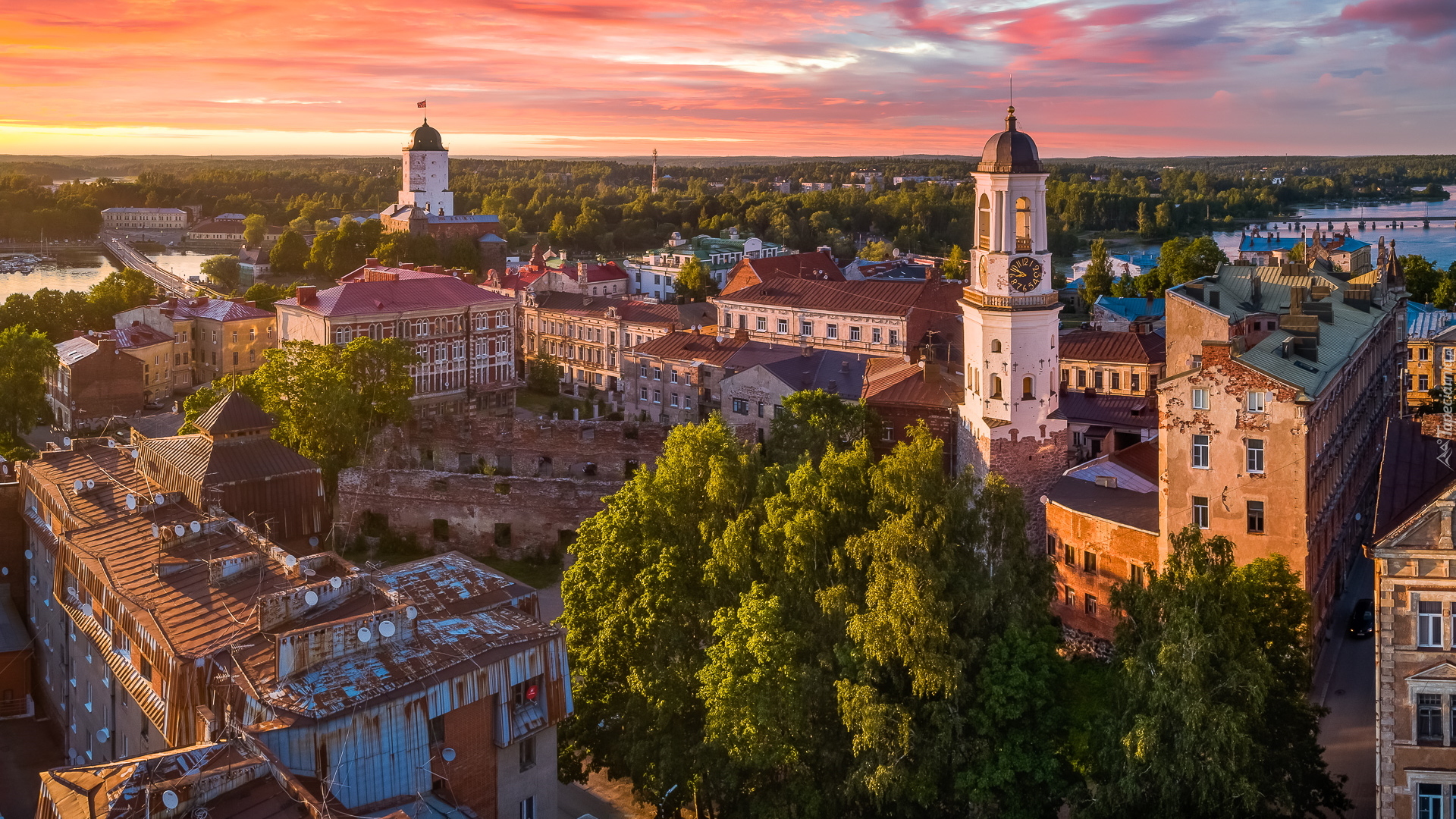 Domy, Wieże, Wyborg, Obwód leningradzki, Rosja