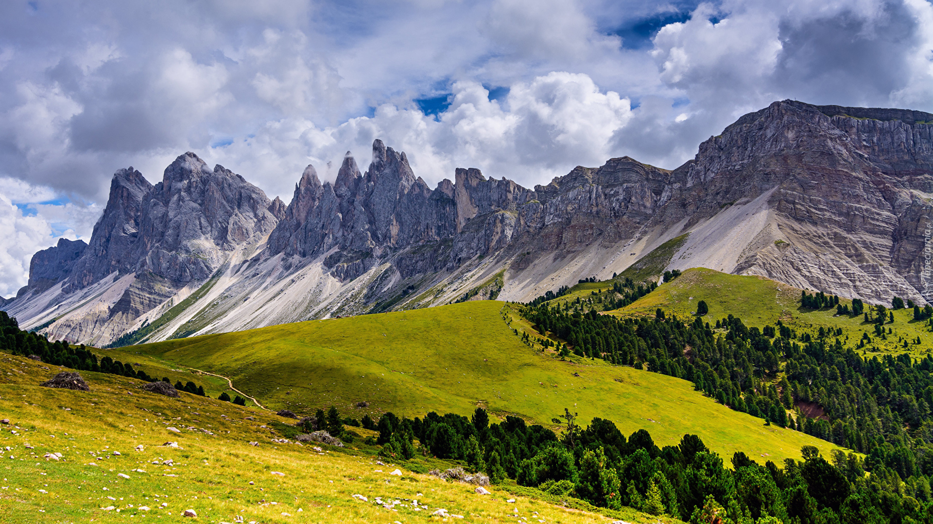 Włochy, Trydent-Górna Adyga, Góry, Alpy, Dolomity, Chmury, Wzgórza, Lasy, Drzewa