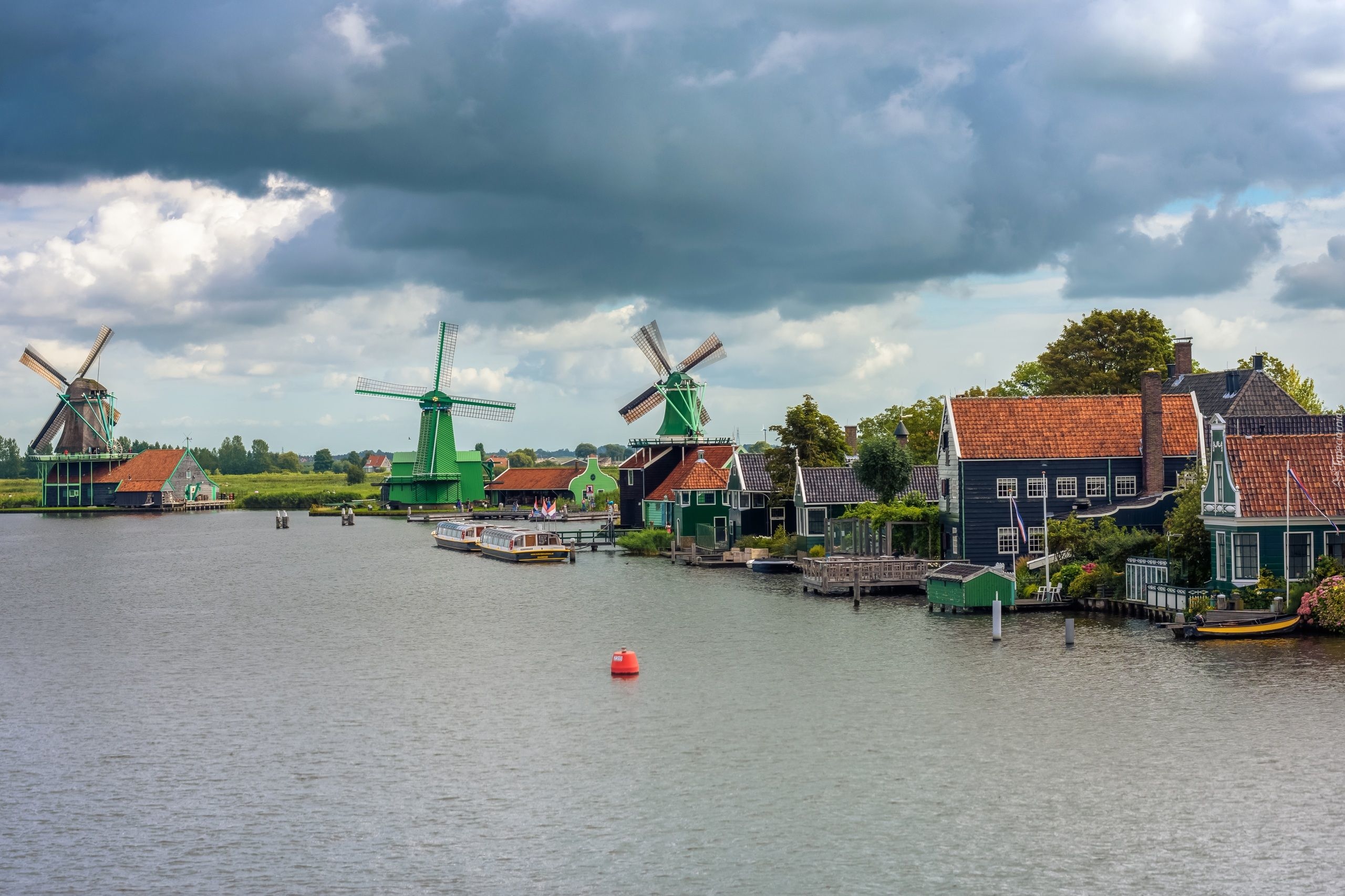 Holandia, Zaandam, Skansen Zaanse Schans, Rzeka Zaan, Wiatraki, Domy