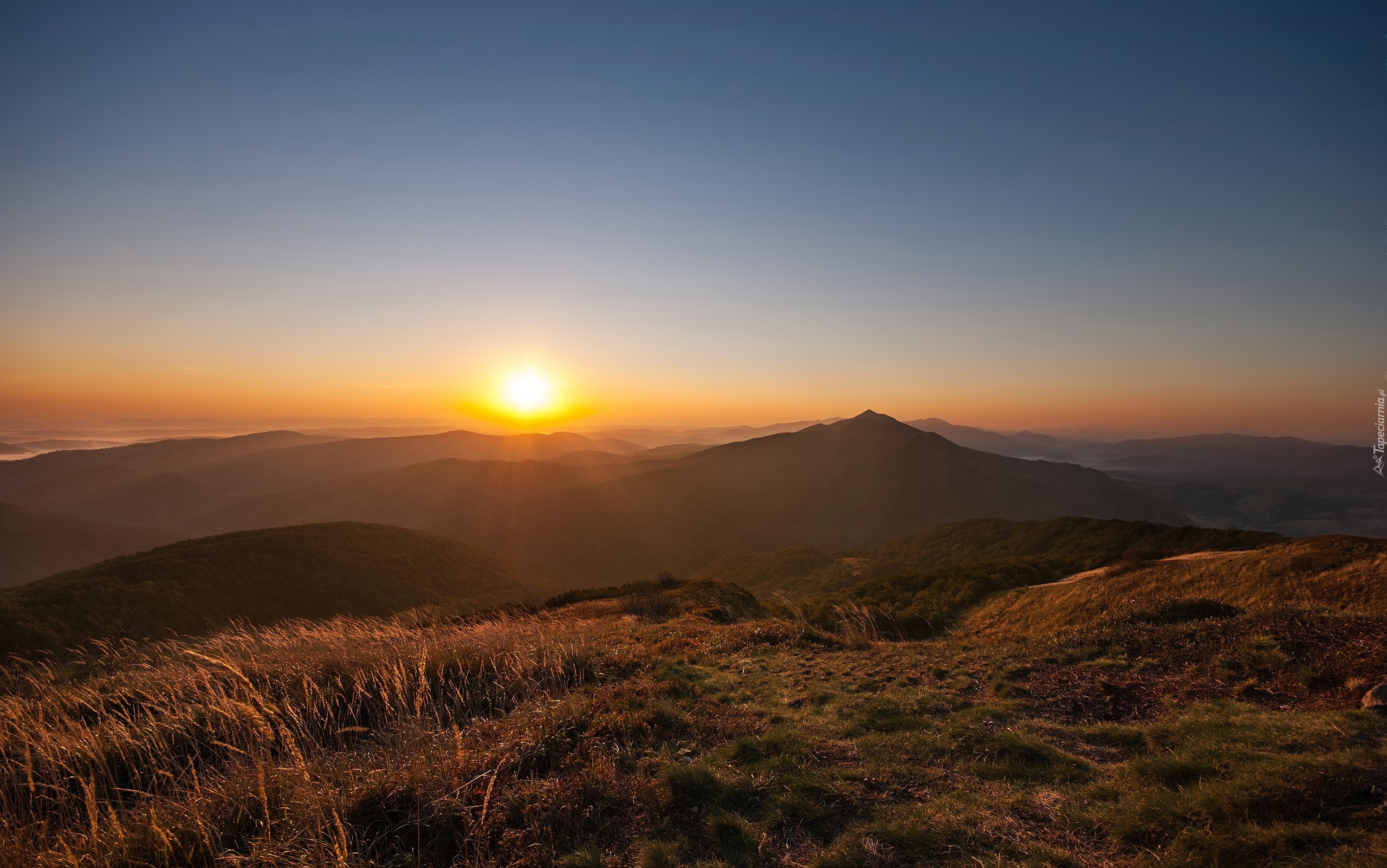 Polska, Bieszczady, Połonina Wetlińska, Góry, Zachód słońca