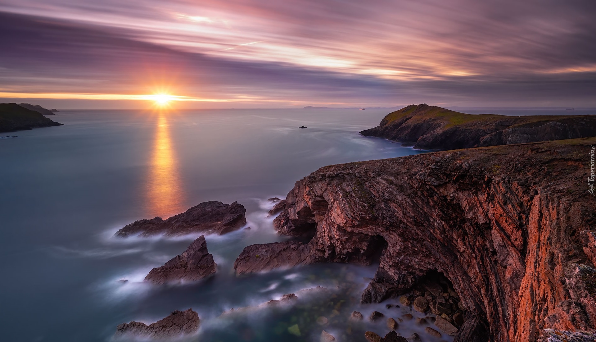 Morze, Wybrzeże, Skały, Zachód słońca, Park Narodowy Pembrokeshire Coast, Walia
