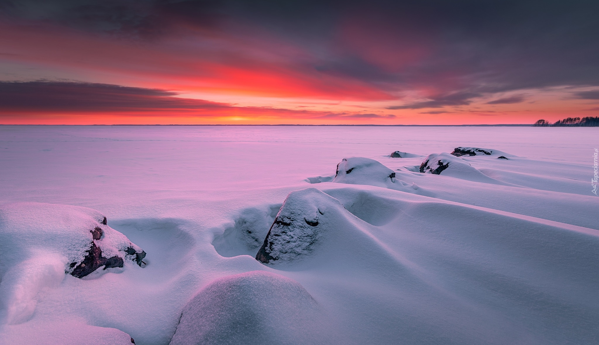 Finlandia, Północna Karelia, Joensuu, Jezioro, Zachód słońca, Zima, Śnieg, Skały