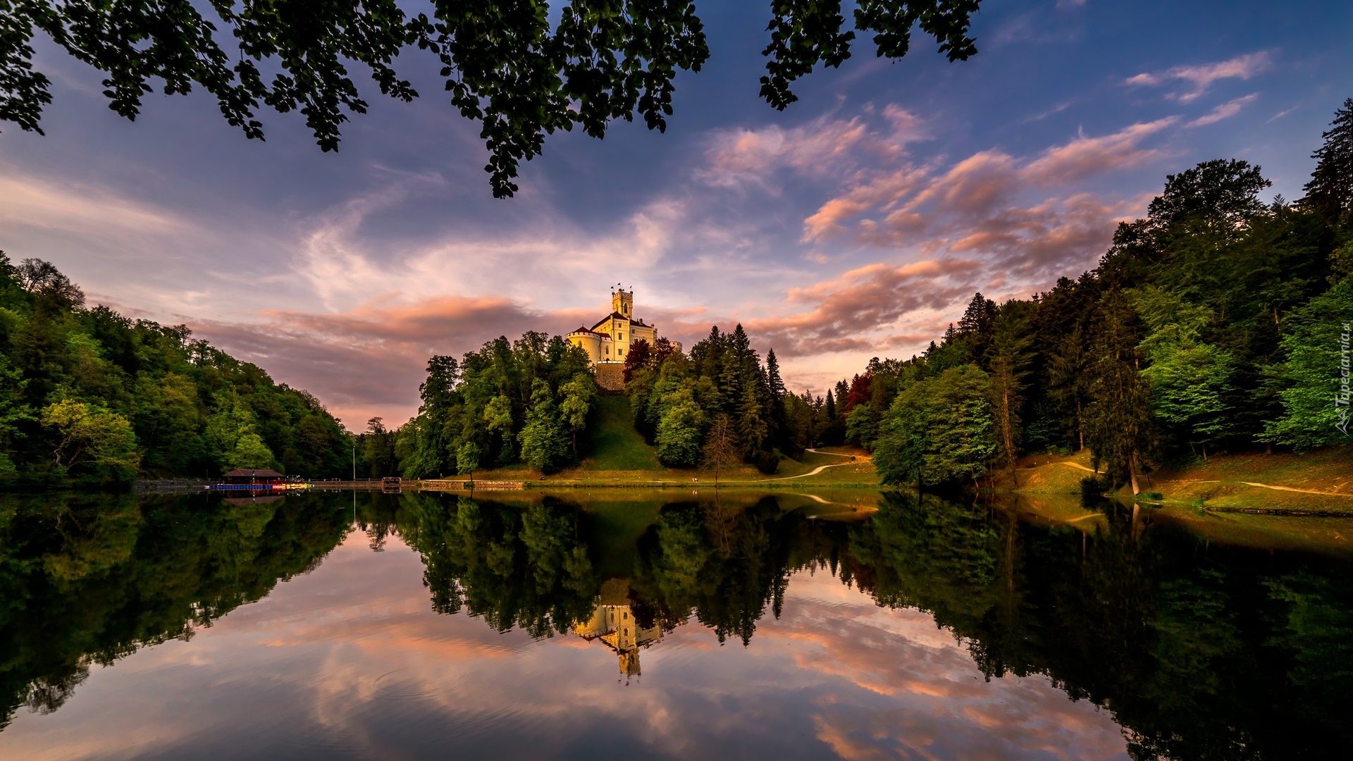 Chorwacja, Zamek Trakoscan, Jezioro, Drzewa, Chmury