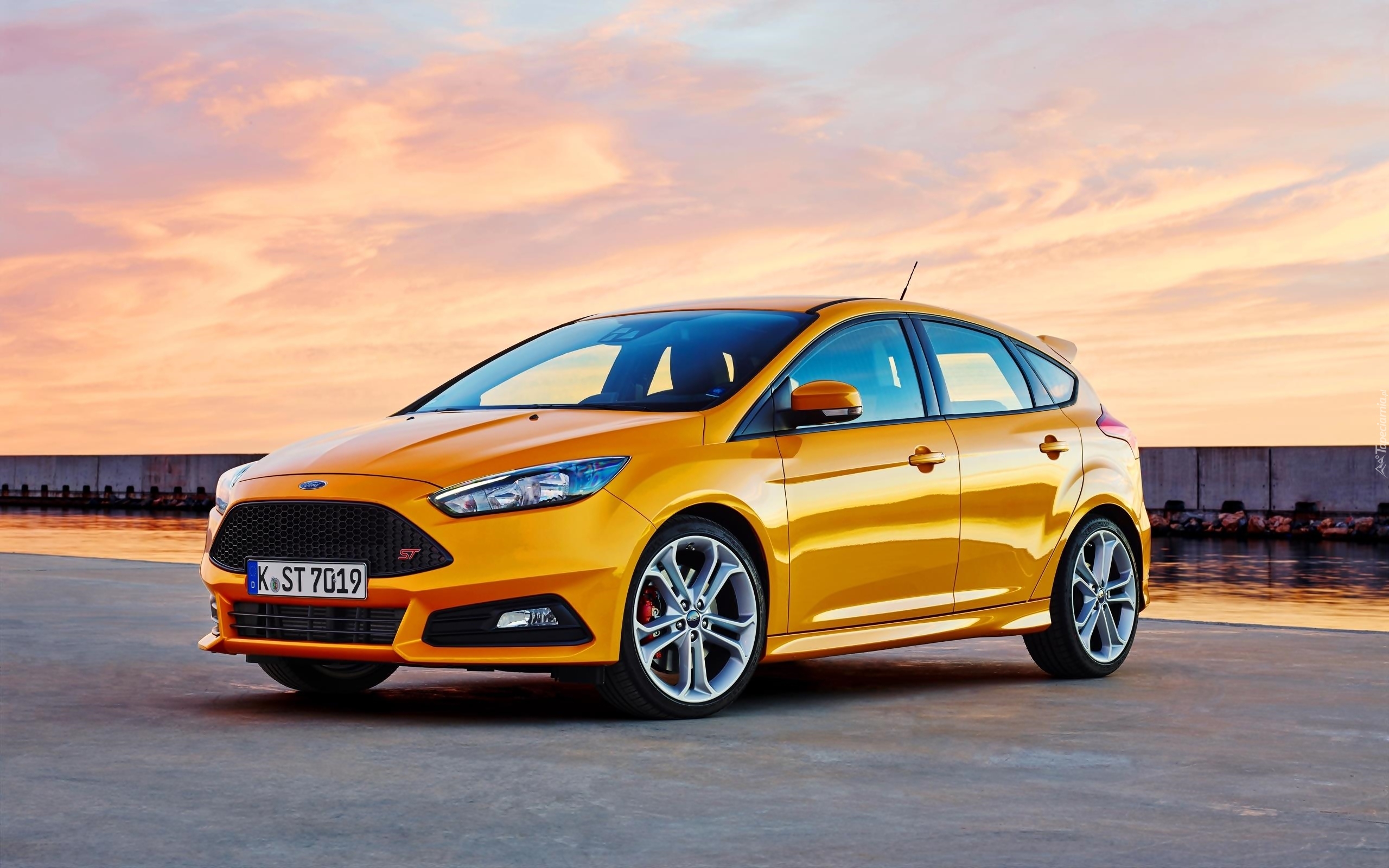 Żółty, Ford Focus ST, 2019