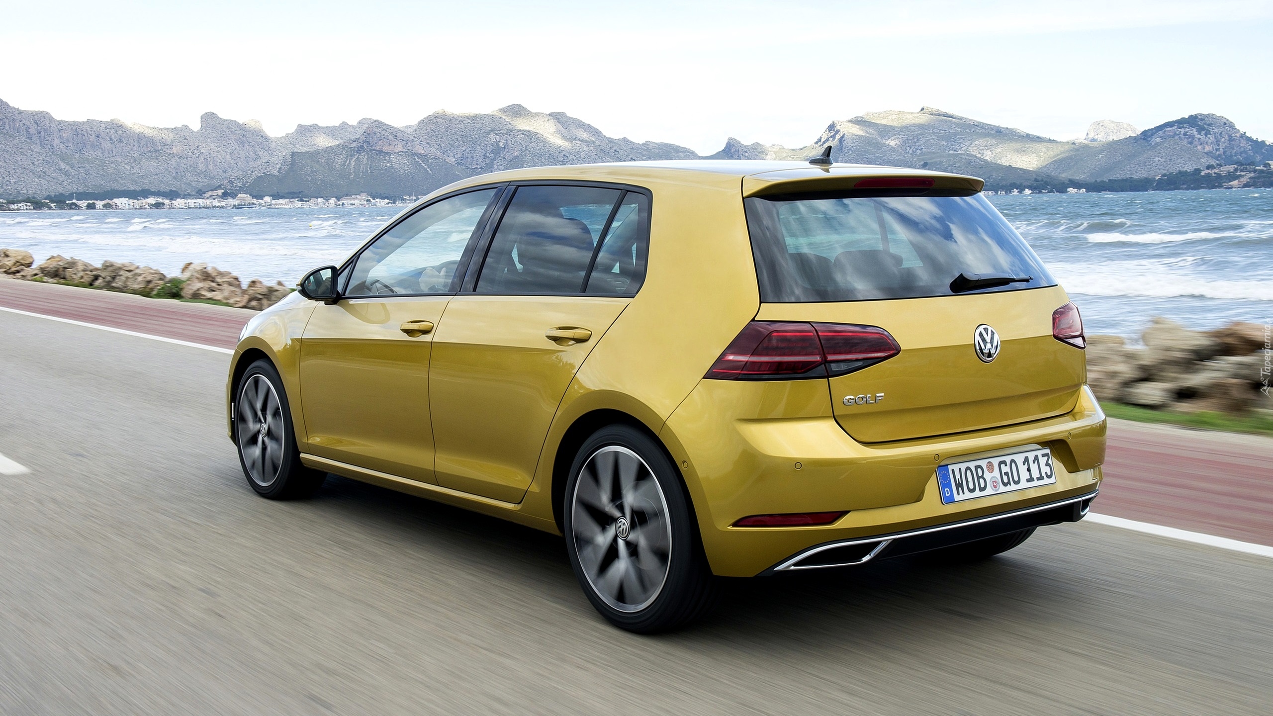 Żółty, Volkswagen Golf 7, Facelift, 2017, Góry, Jezioro