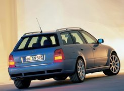 Audi, Avant, Niebieski